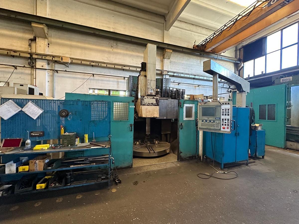 Usato TORNIO VERTICALE TOS MCSK 20 CNC