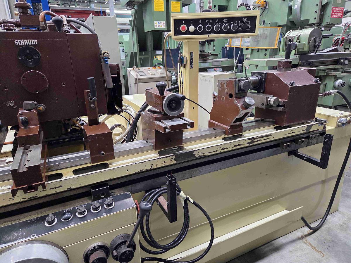 Usato RETTIFICA UNIVERSALE SCHAUDT E 550 U 2000