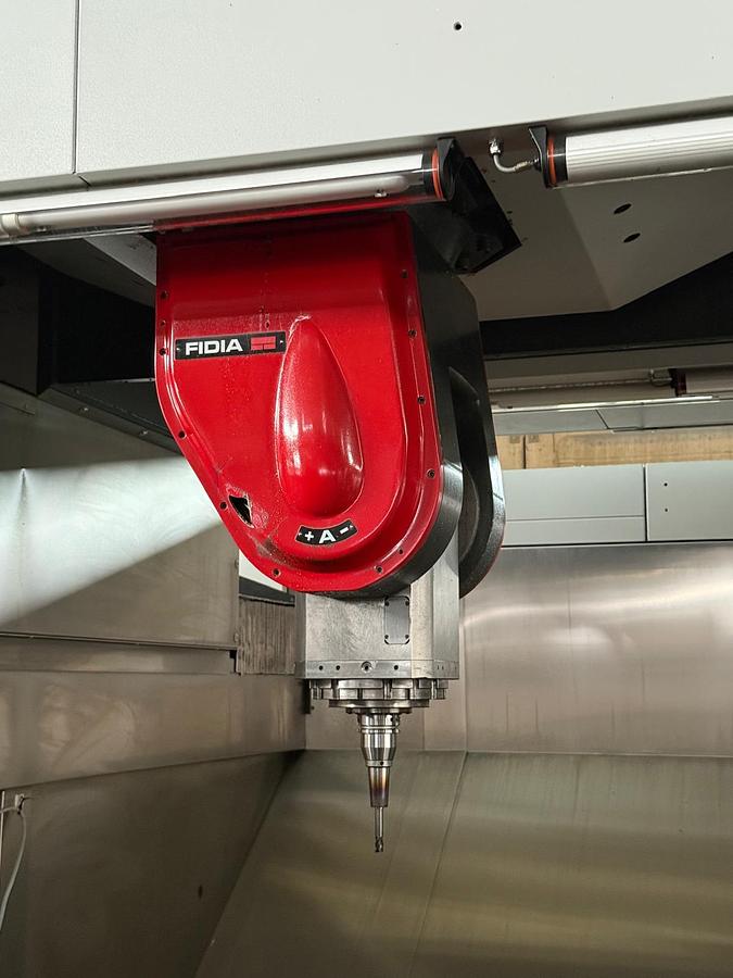 Usato FRESATRICE A PORTALE MOBILE FIDIA GTFM V 3