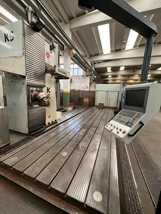 Usato FRESATRICE A MONTANTE MOBILE FAGIMA KS 600 CNC
