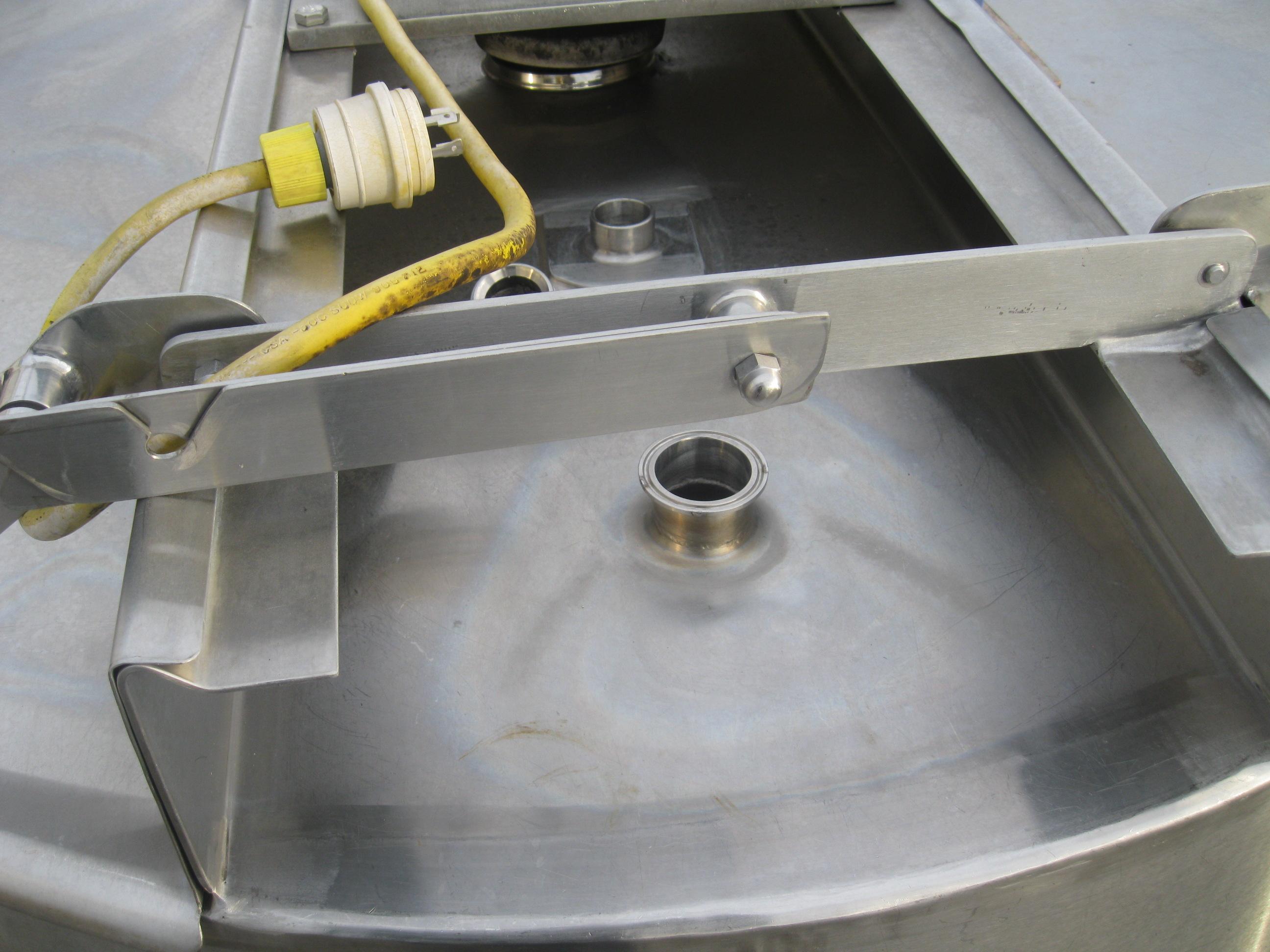 Usado 200 WORKING GALLON VERTICAL SWEEP AGITATION CONE BOTTOM PROCESSOR