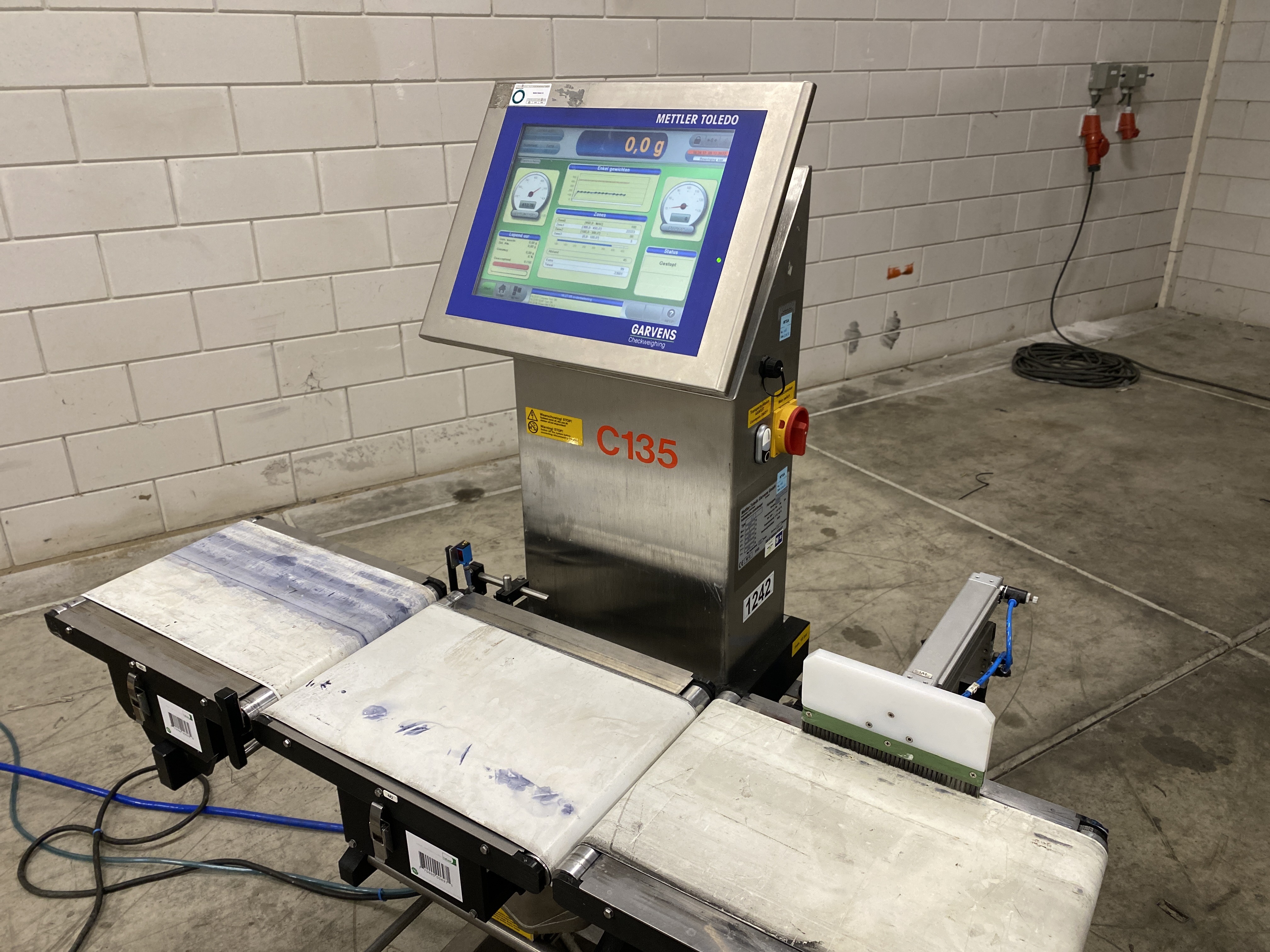 Used 2013 Mettler Toledo Garvens XS checkweigher