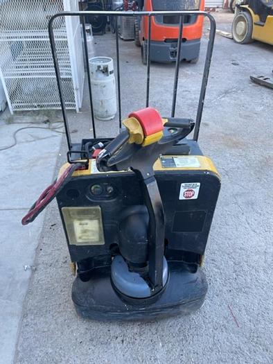 Used 2011 YALE MPW050