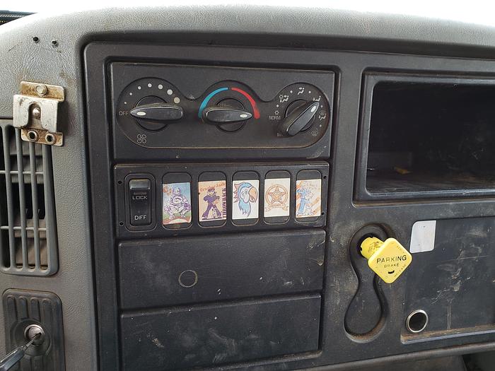 Used 2007 International 4300 w/ MTI 5200 35' Crane