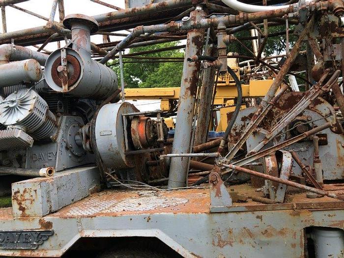 Used 0 Davey M8A Drill Rig