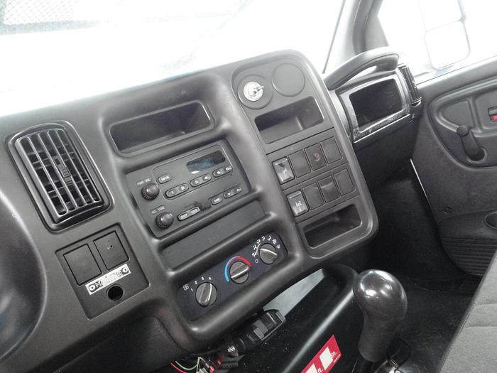 Used 2005 GMC / Terex TOPKICK C7500 /XT55