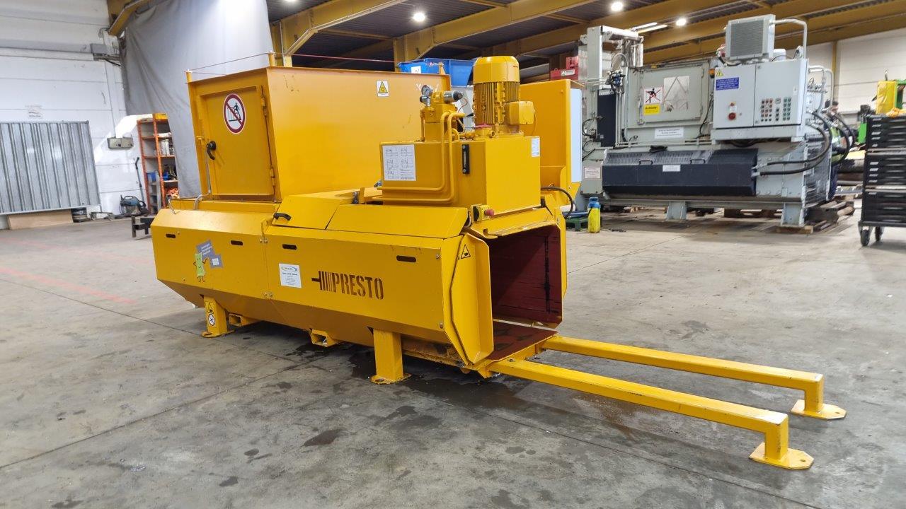 Used Ballenpresse Presto CC 20 M, Baujahr 2016, Presskraft 20 t