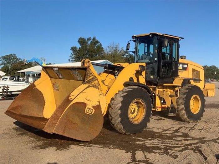 2012 CATERPILLAR 938K