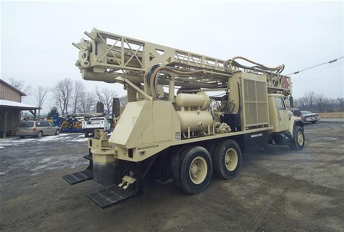 Used 1987 Ingersoll-Rand T3W Drill Rig