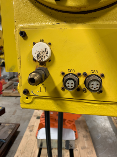 Used FANUC R2000iB/165F 6 AXIS CNC ROBOT