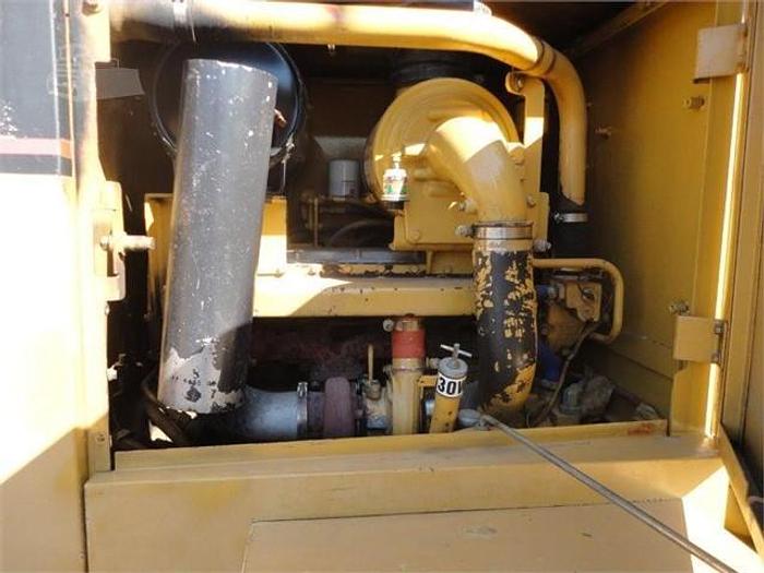 Used 2001 CATERPILLAR 120H