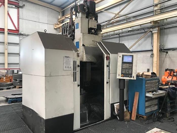 Usata TORNIO VERTICALE TOS SKIQ 8 CNC