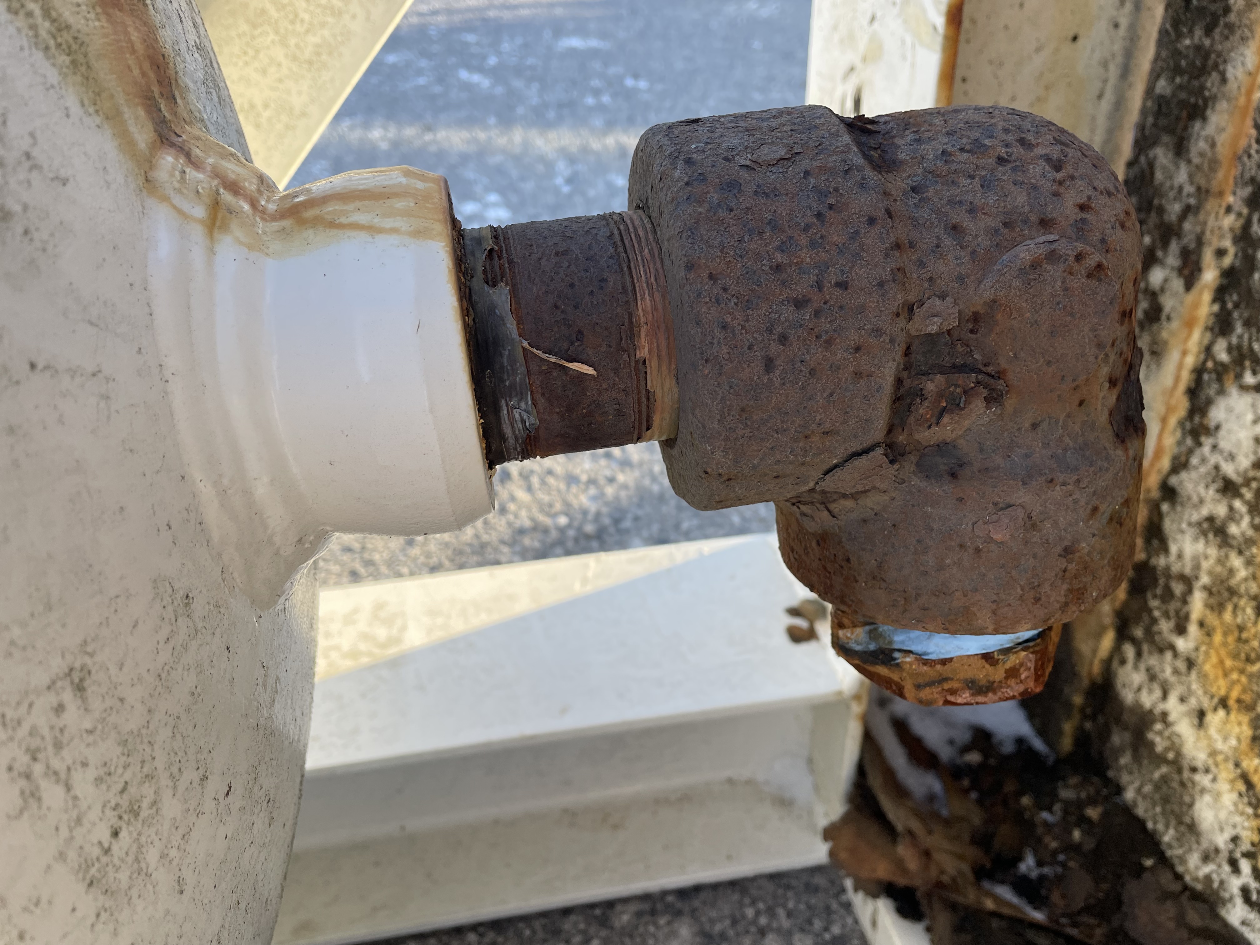 Used Sand Trap, Gravity, 24"x8', 3000#