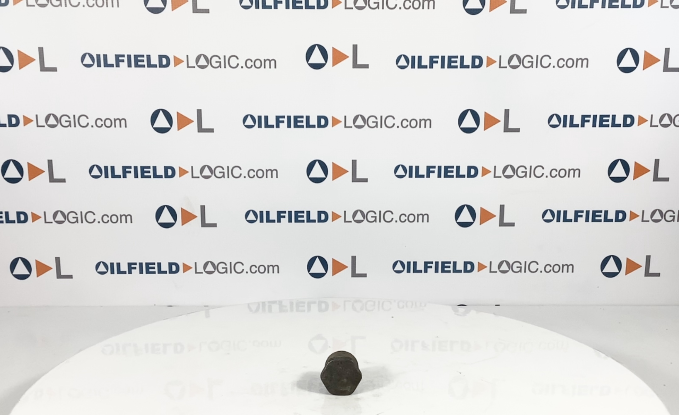 Plug, THD, 1", SA105