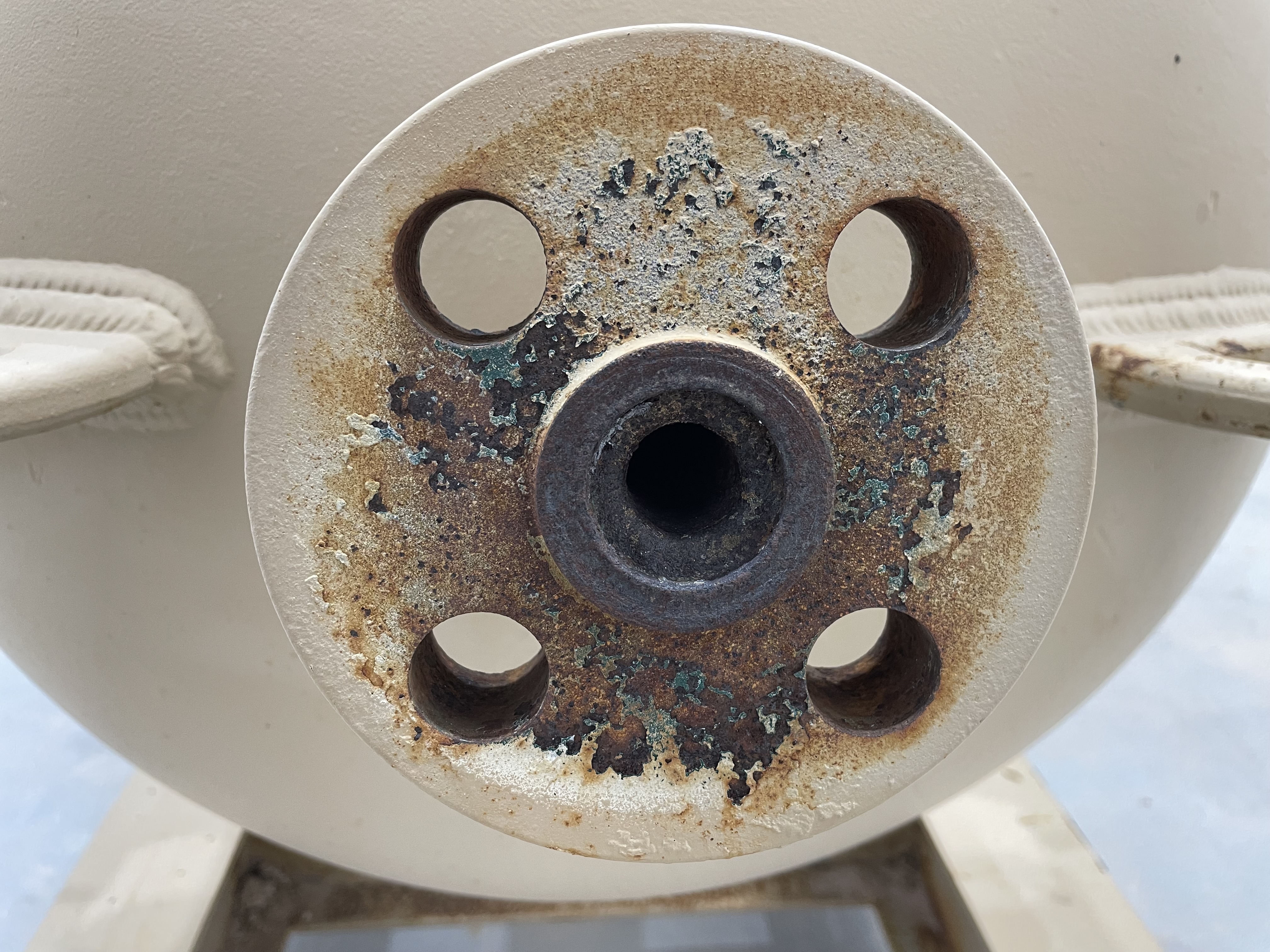 Used Sand Trap, Gravity, 24"x8', 3000#