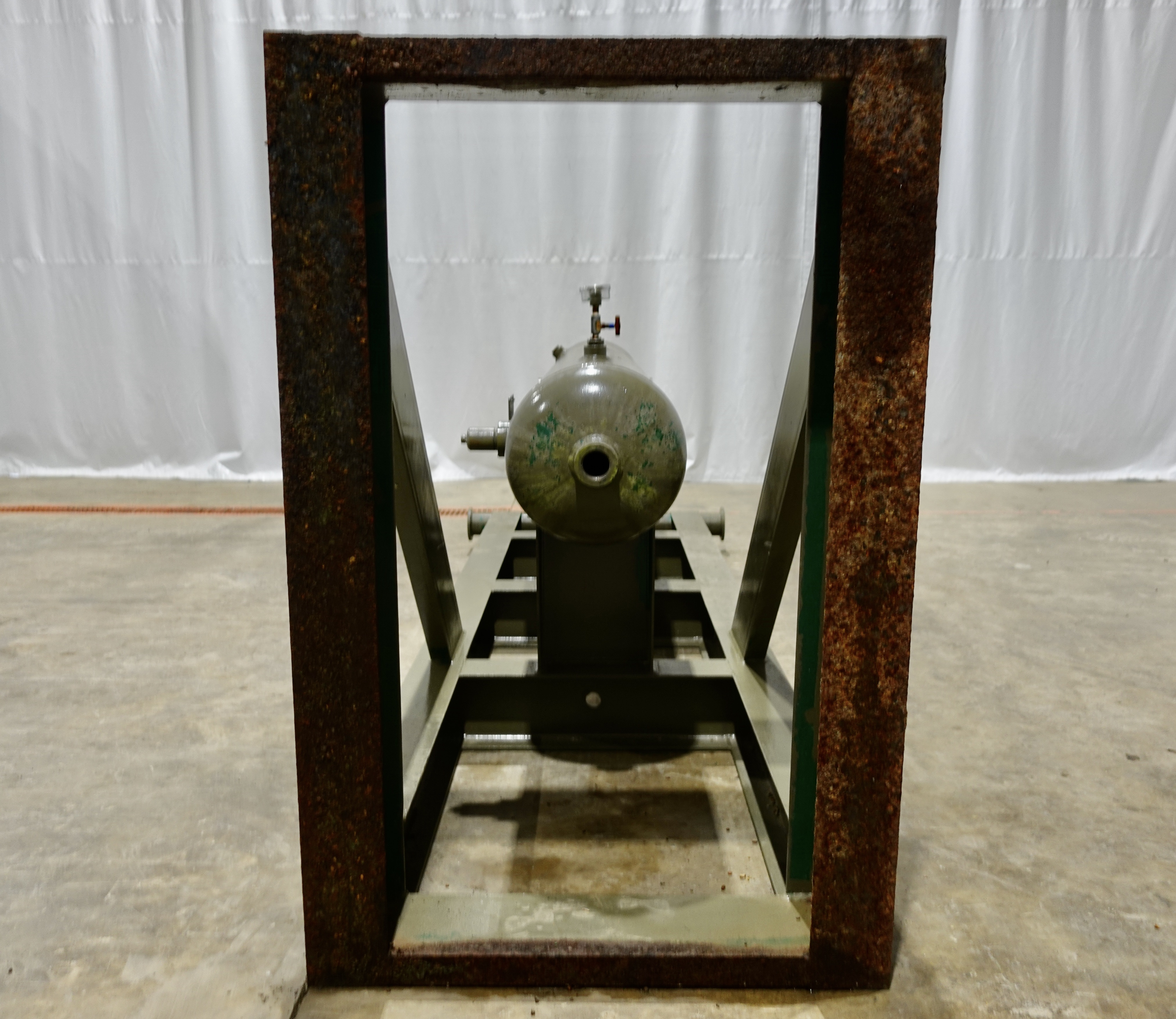 Used Sand Trap, Gravity, 16"x8', 3000#