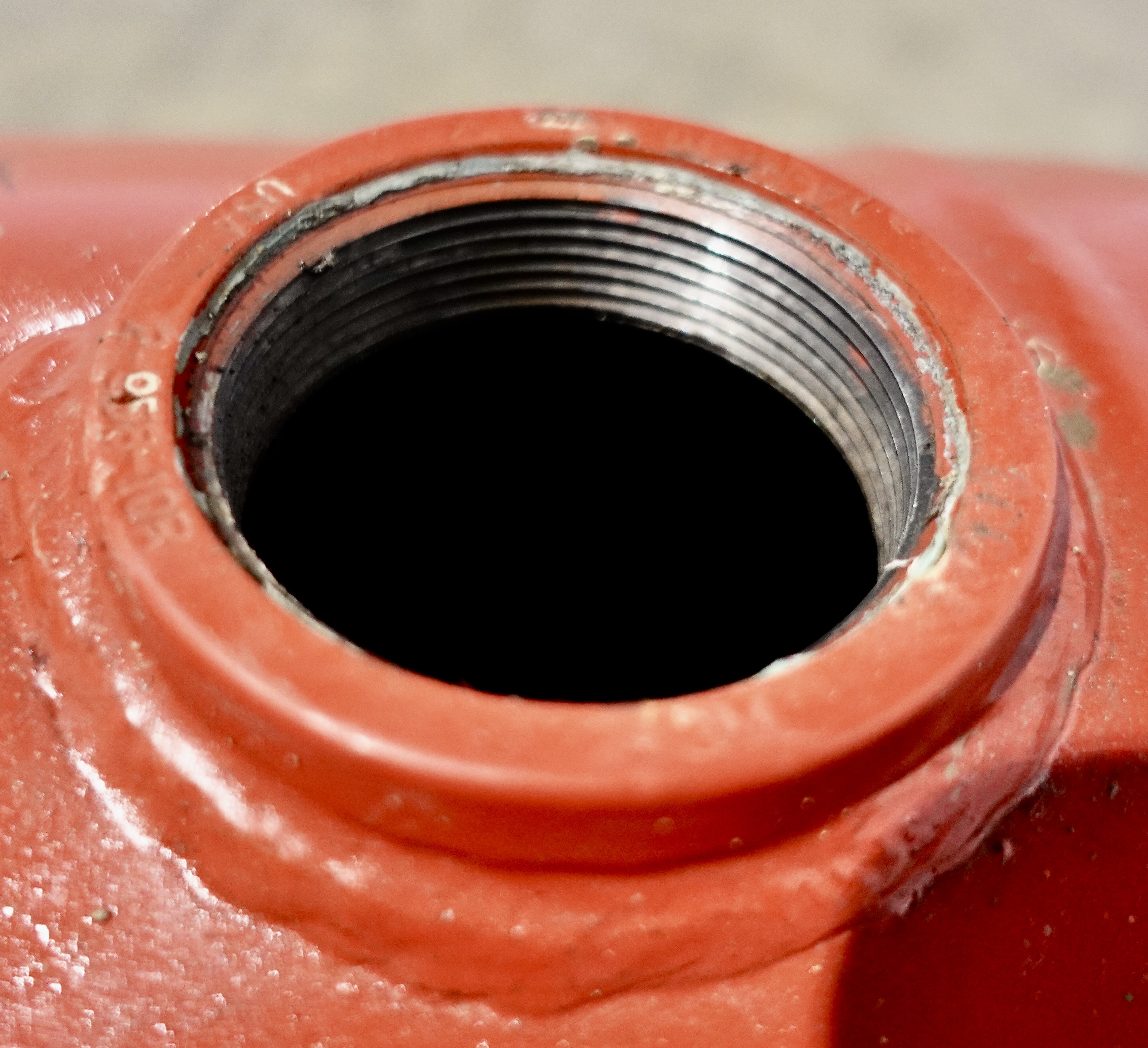 Used Blowcase, Horizontal, 8.9 gal, 200#