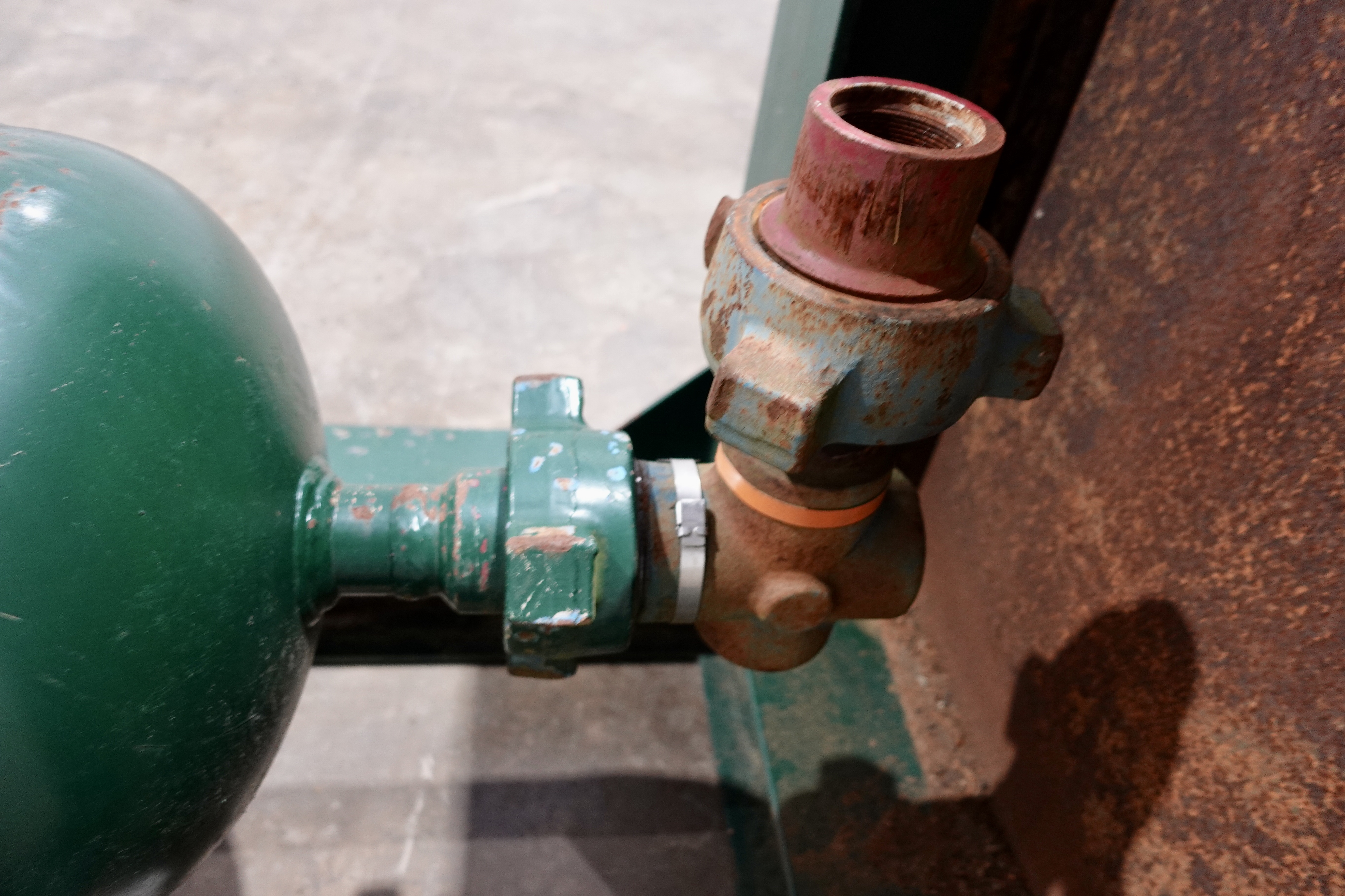 Used Sand Trap, Gravity, 16"x8', 3000#