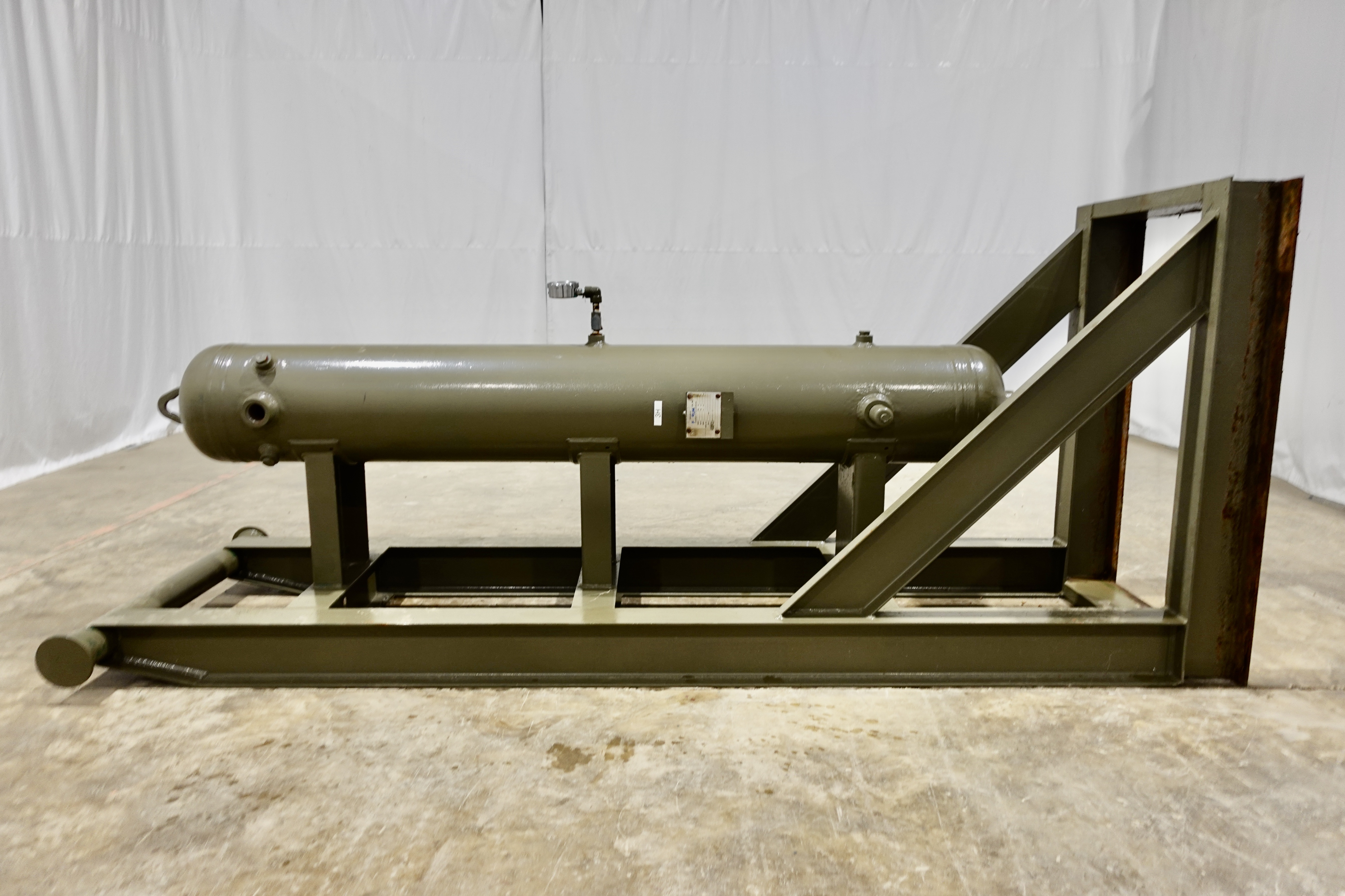 Used Sand Trap, Gravity, 16"x8', 3000#