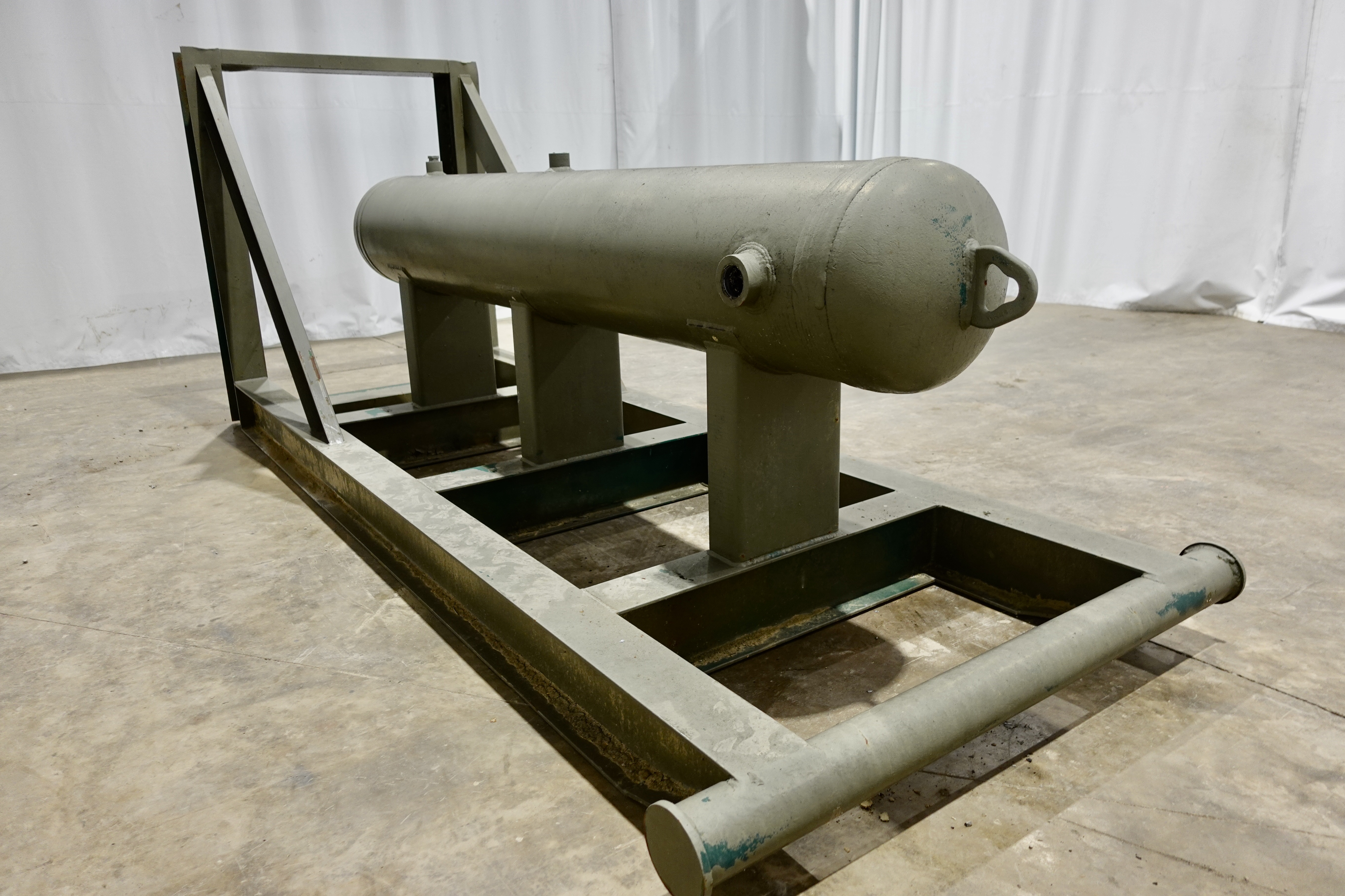 Used Sand Trap, Gravity, 16"x8', 3000#