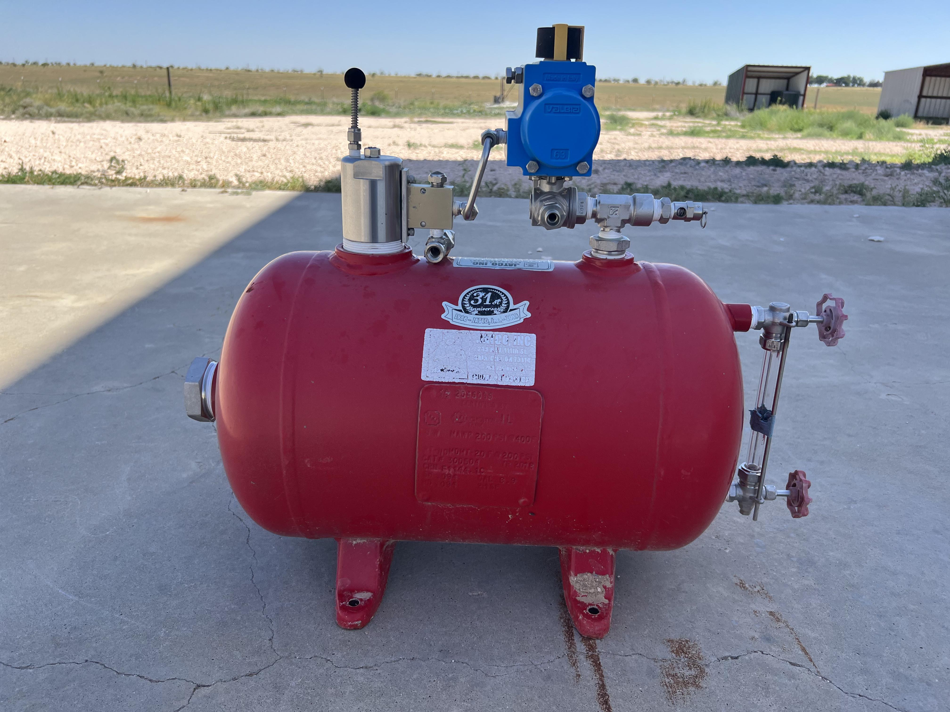 Blowcase, Horizontal, 8.9 gal, 200#