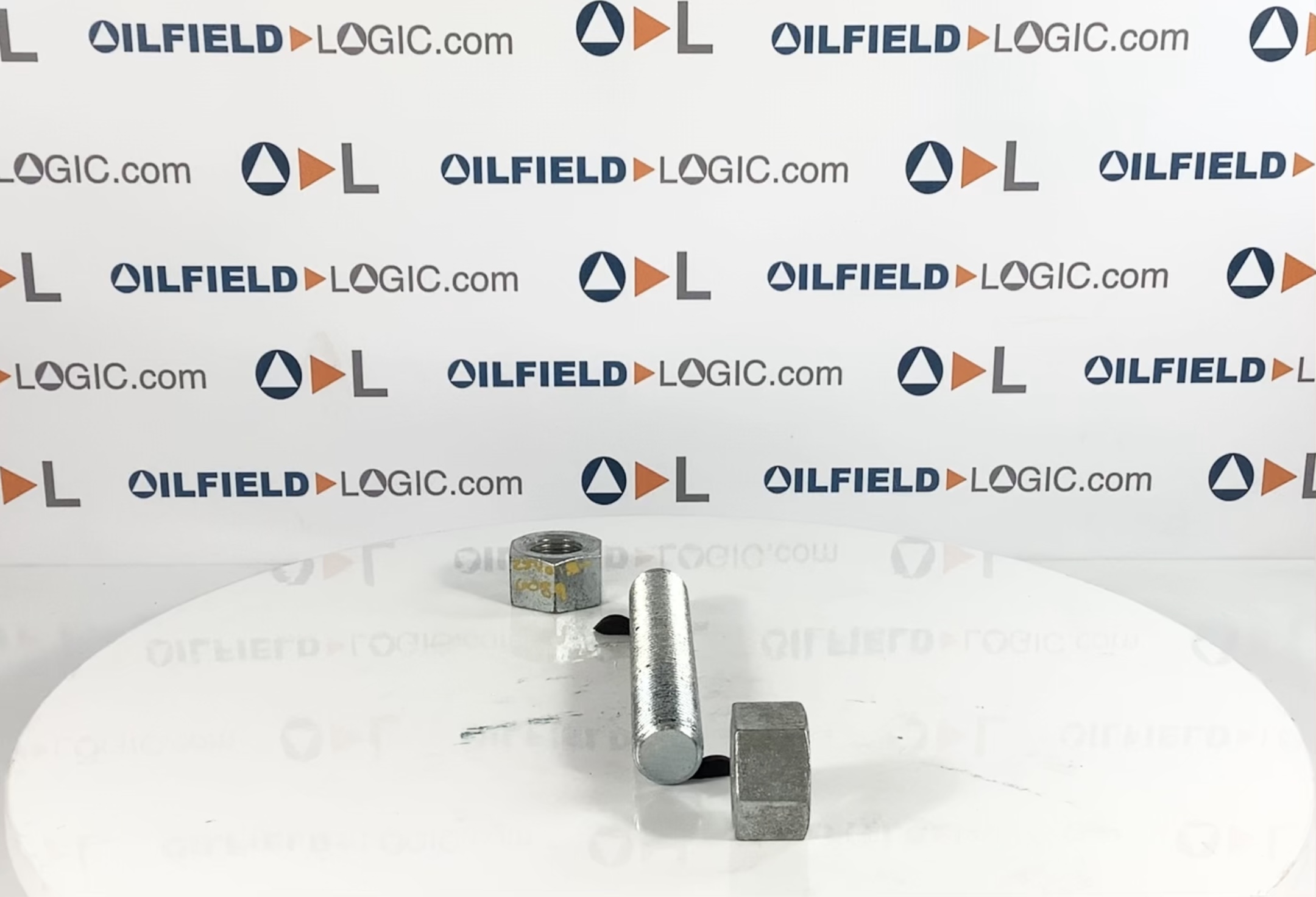  Stud, THD, 1 1/4"-8 x 8", Cadmium