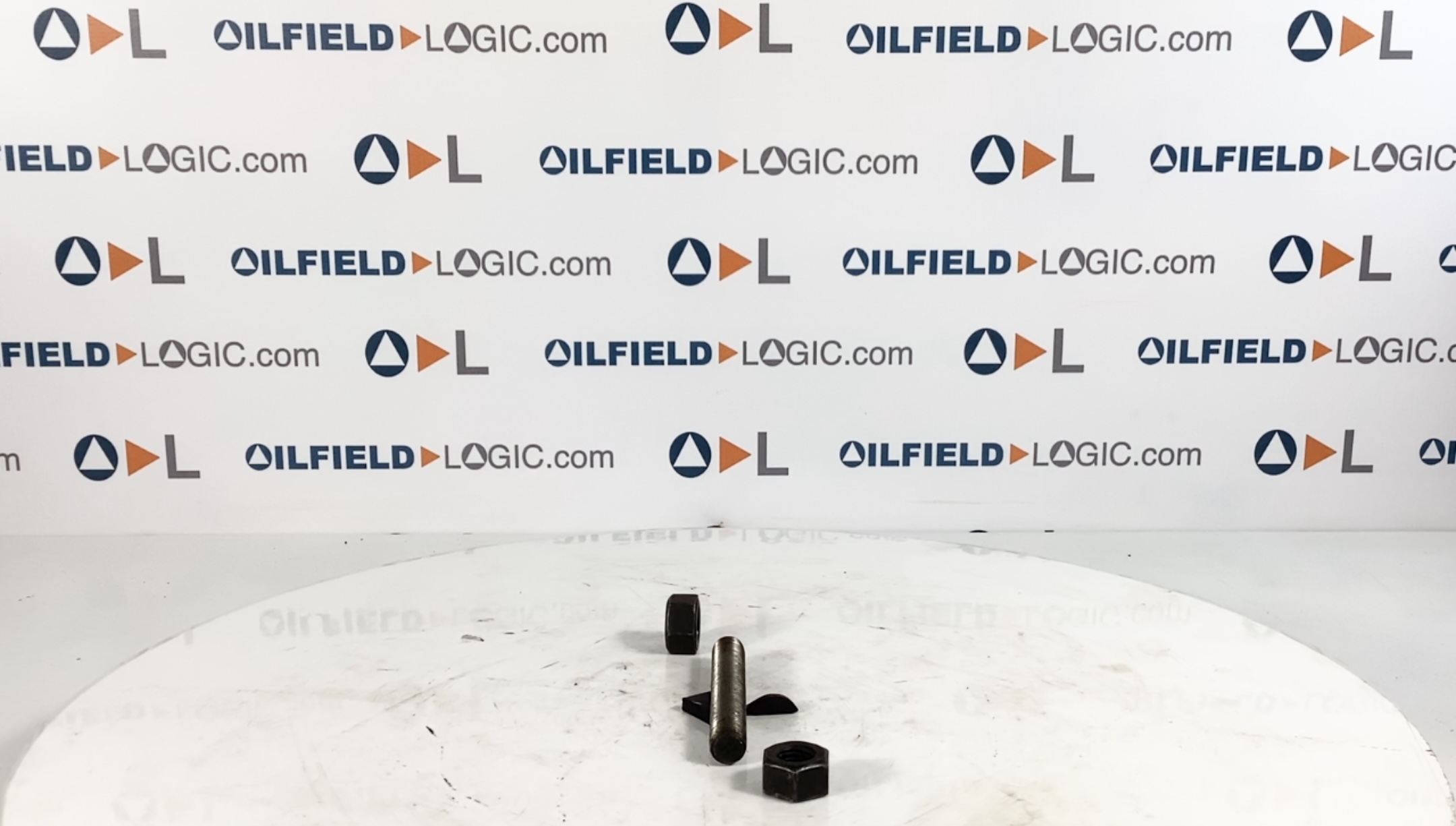 Stud, THD, 5/8"-11x4-3/4", B-7