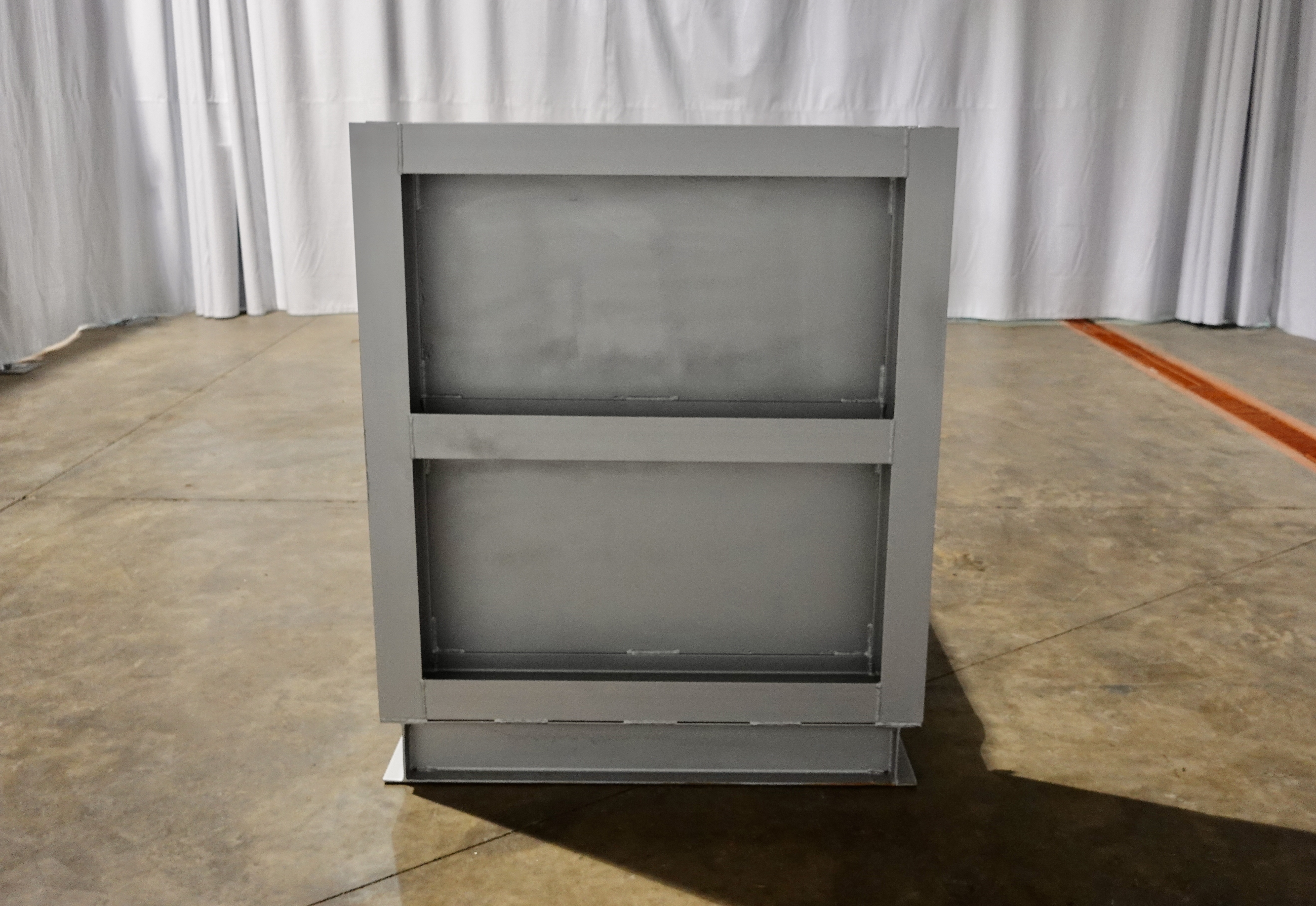 Refurbished Sand Trap, Gravity, 20"x8', 5000#