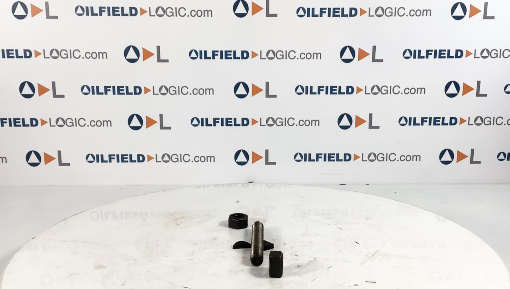 Stud, THD, 5/8"-11x4-3/4", B-7