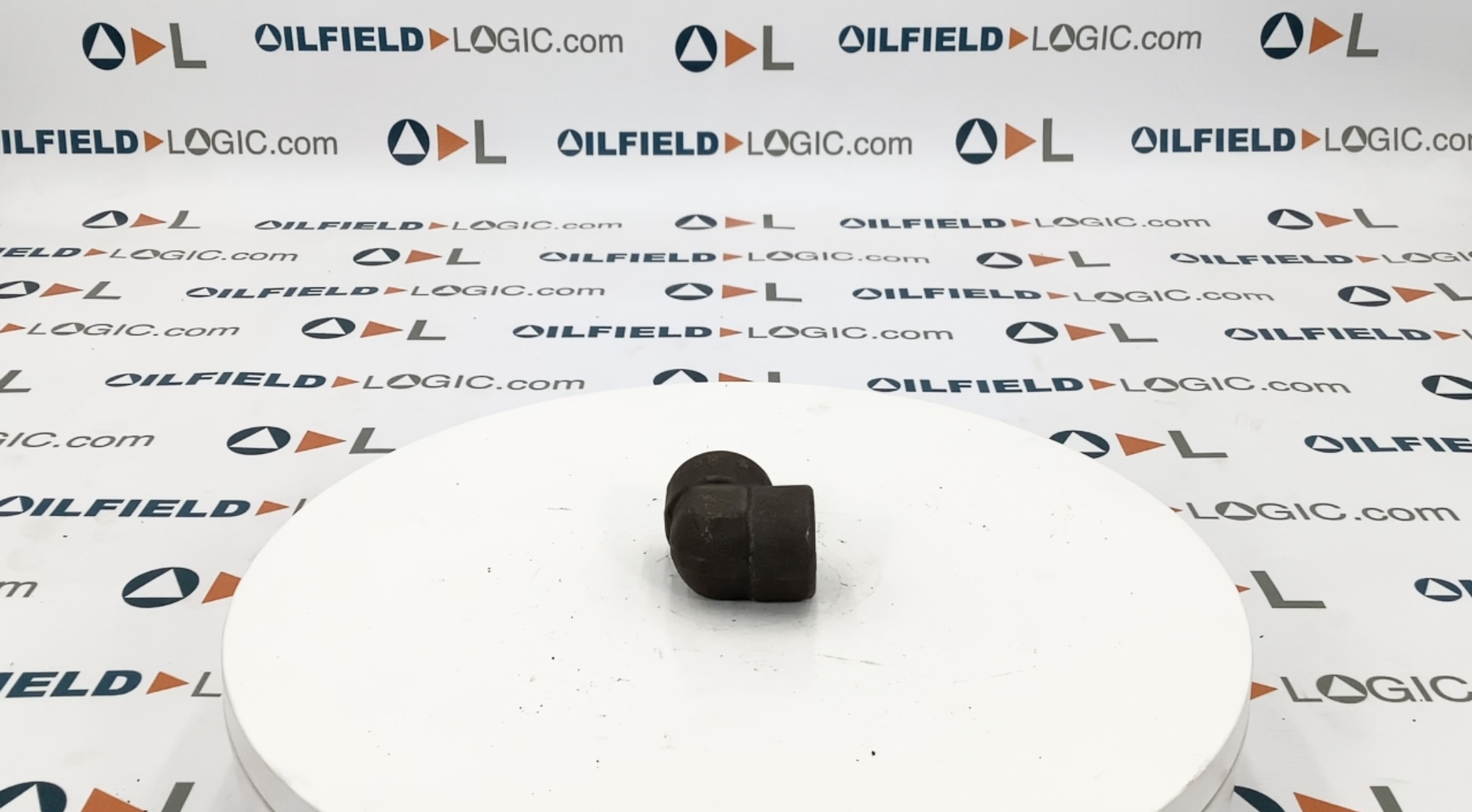 Elbow, THD, 3/8", FNPT, 3M, SA105