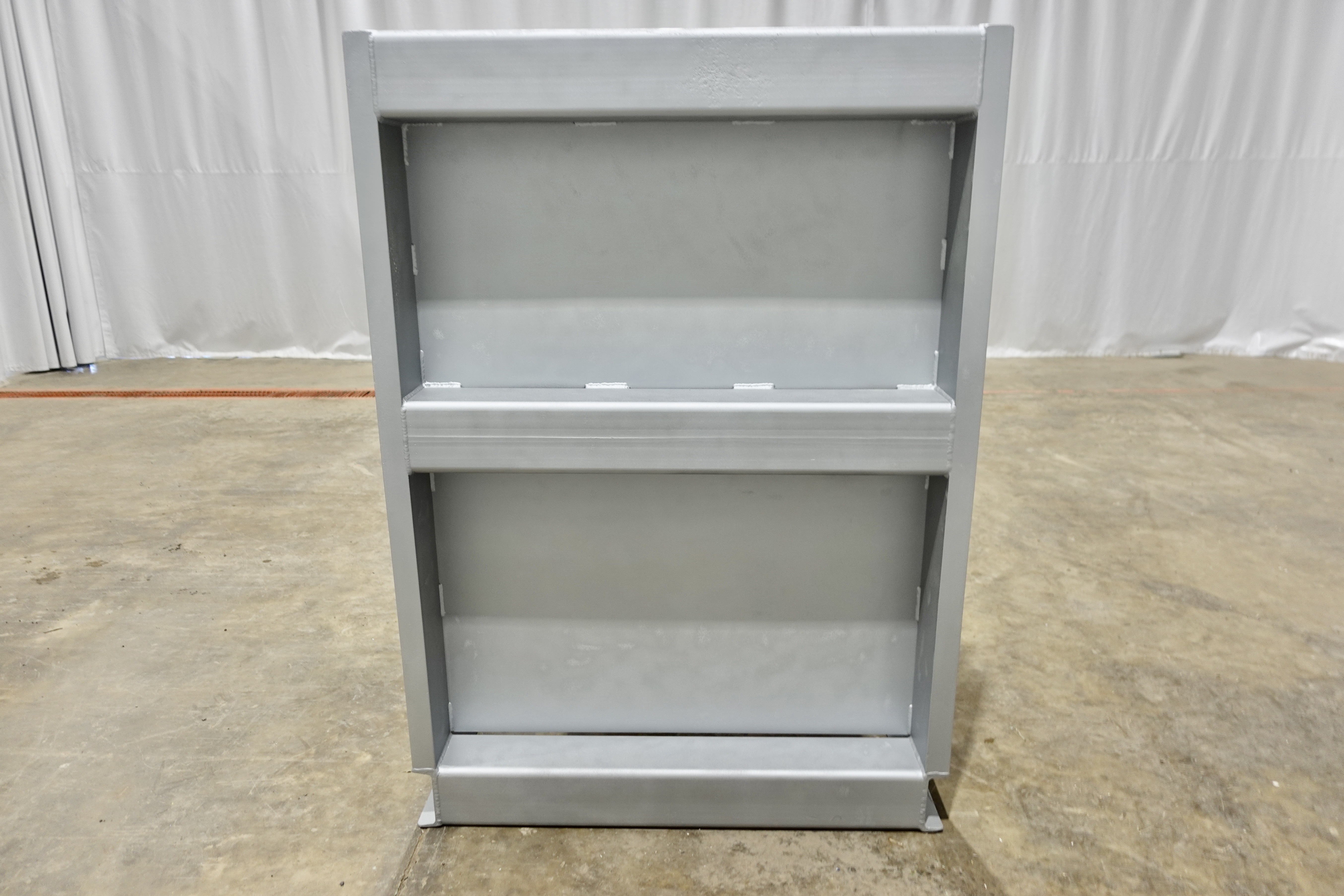 Used Sand Trap, Gravity, 28"x8', 5000#