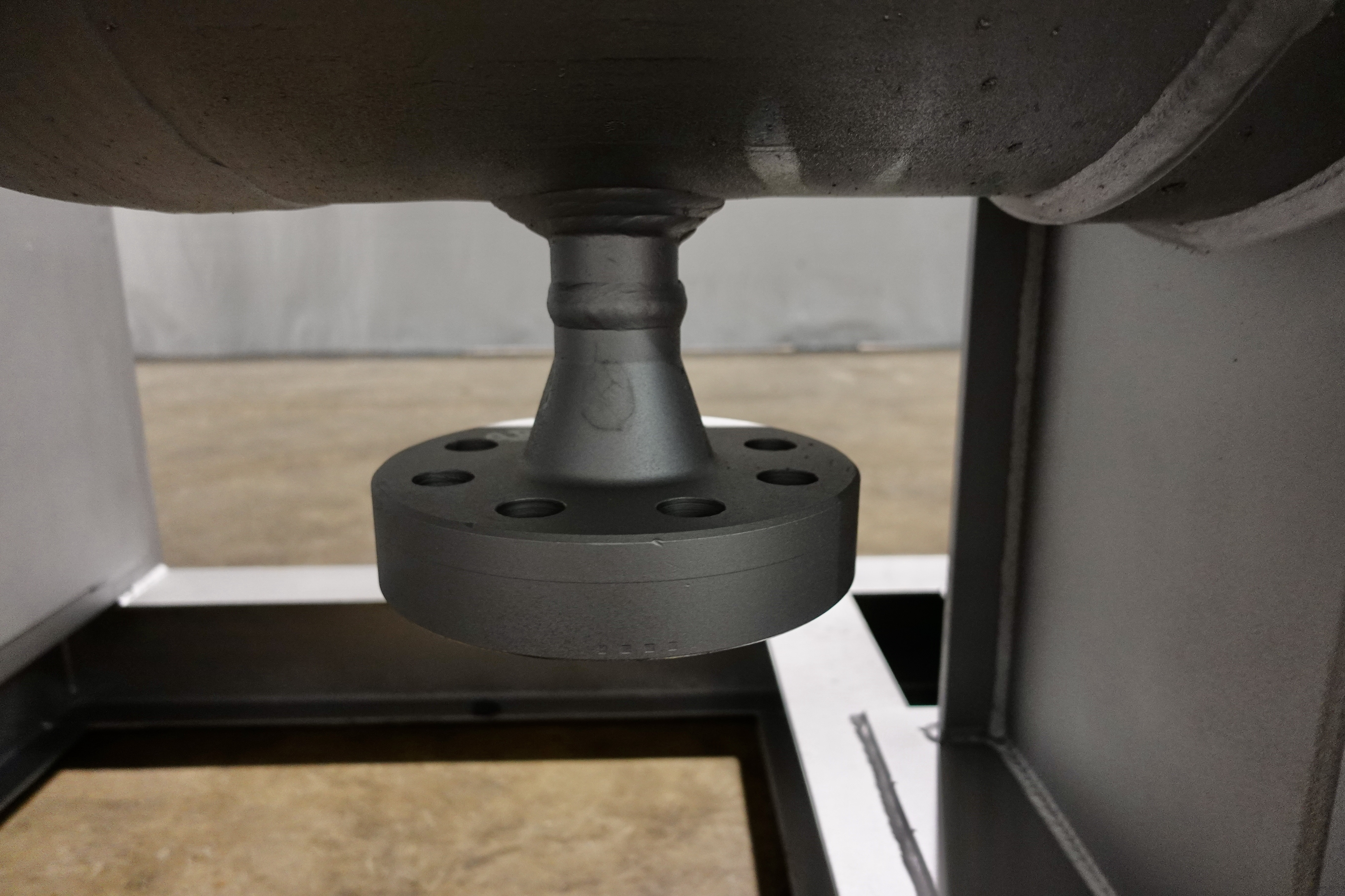 Refurbished Sand Trap, Gravity, 20"x8', 5000#