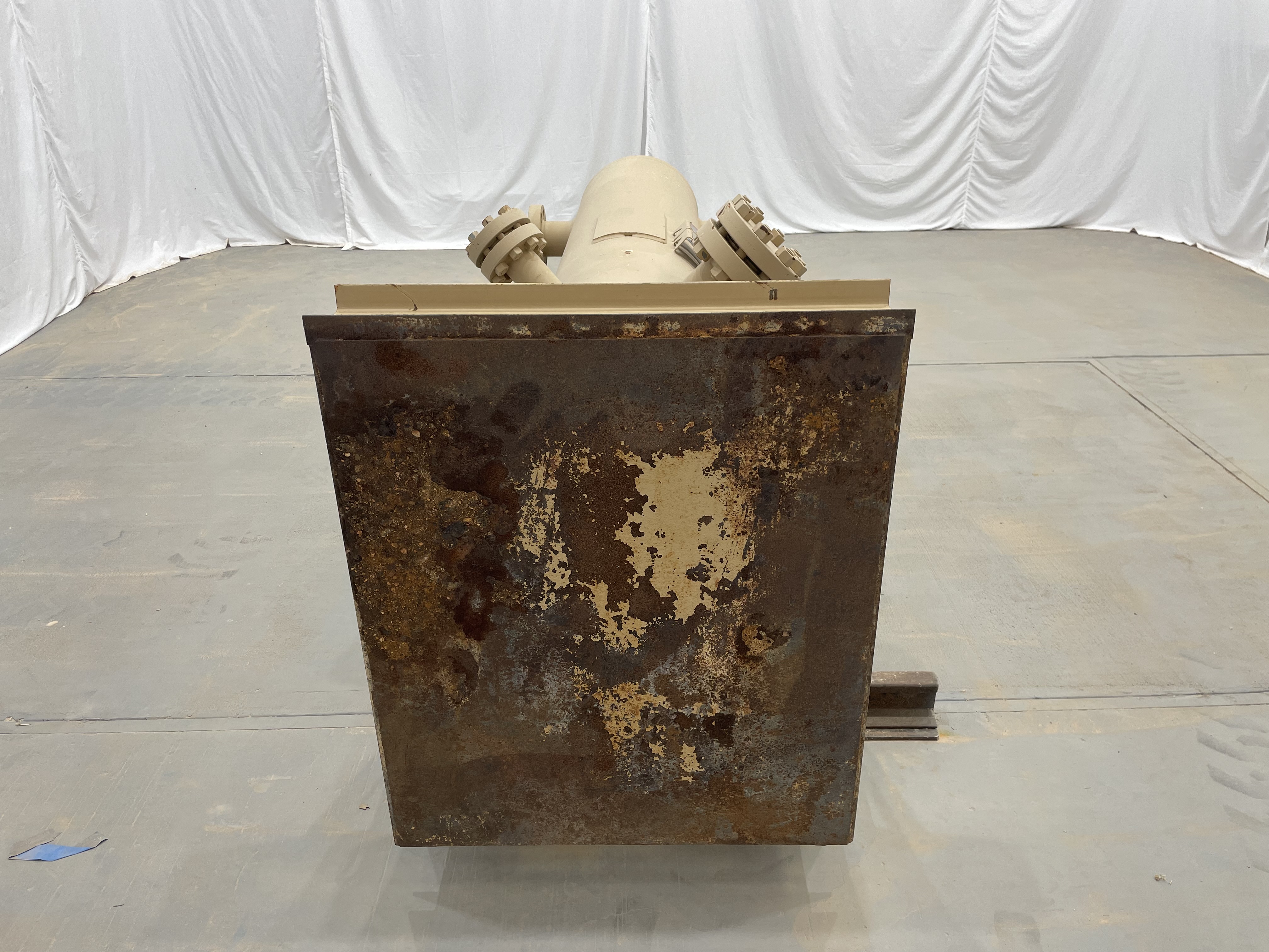 Used Sand Trap, Gravity, 24"x8', 3000#