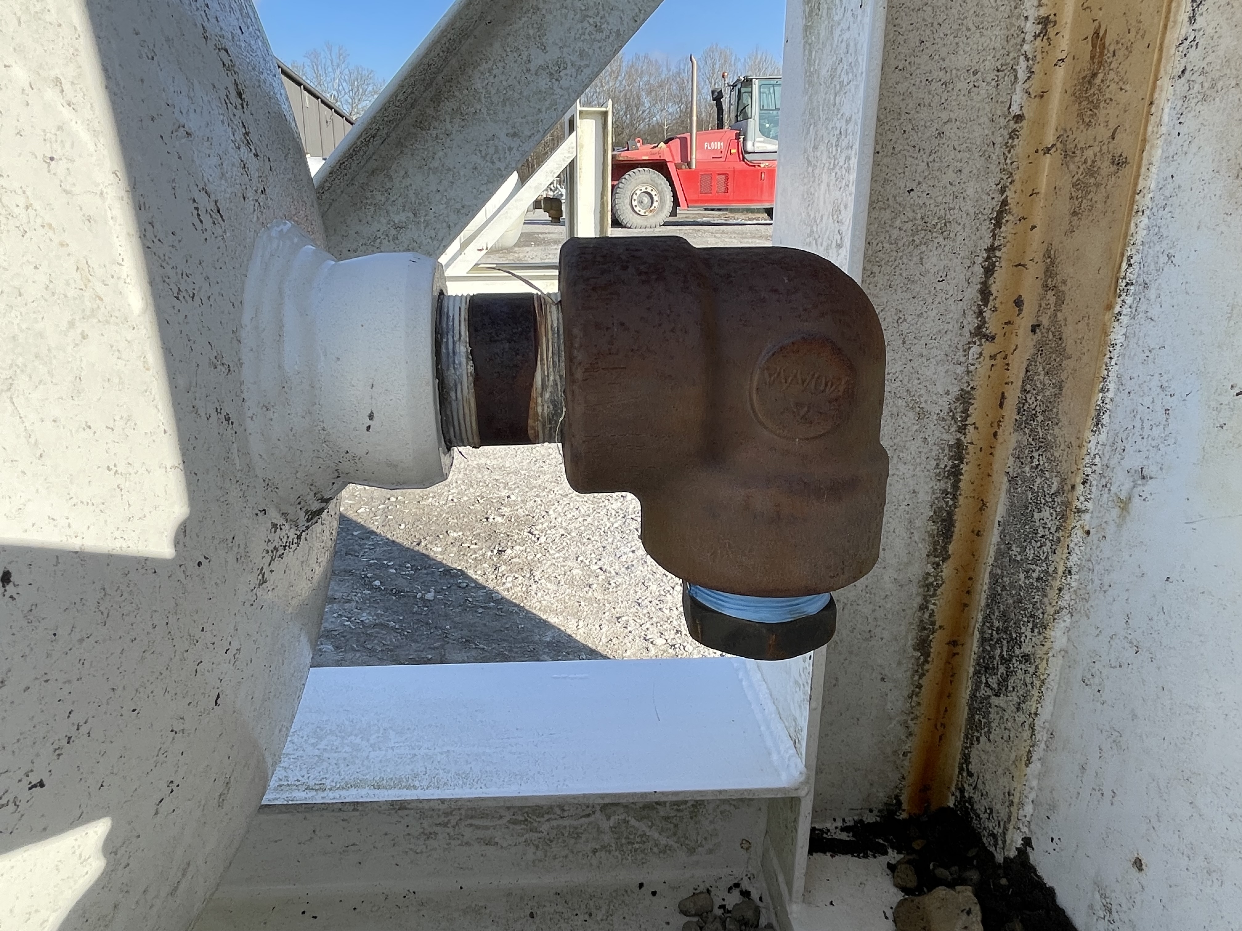 Used Sand Trap, Gravity, 24"x8', 3000#