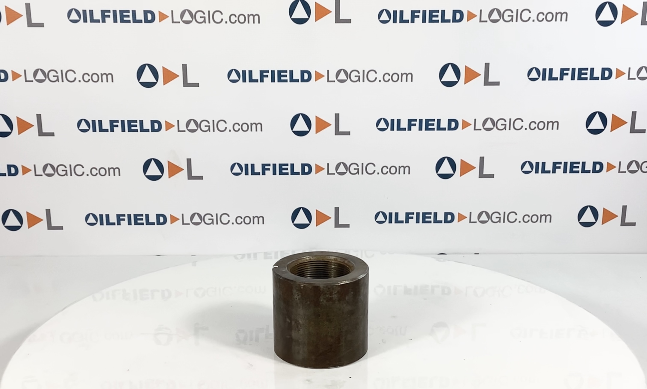 Coupling, W/THD, 2" x 3 1/2", 6M, SA105