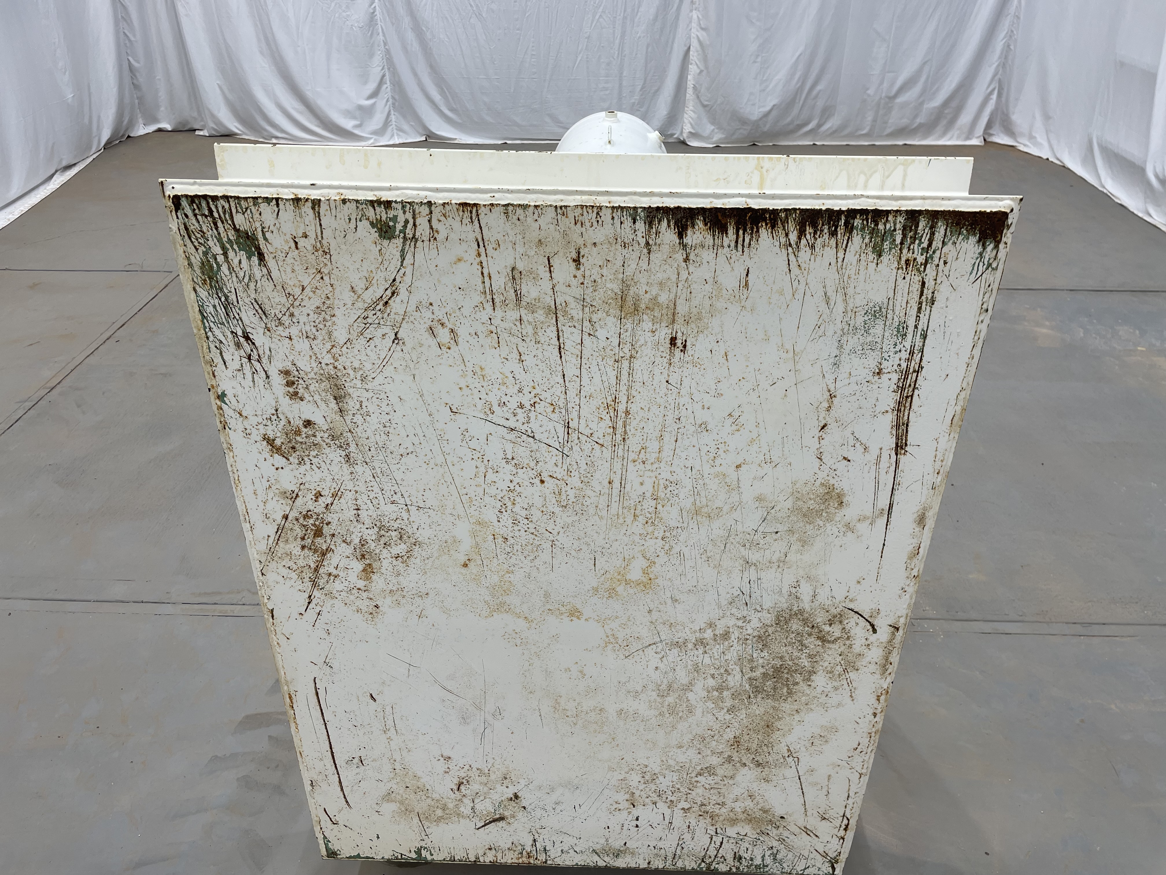 Used Sand Trap, Gravity, 24"x8', 3000#