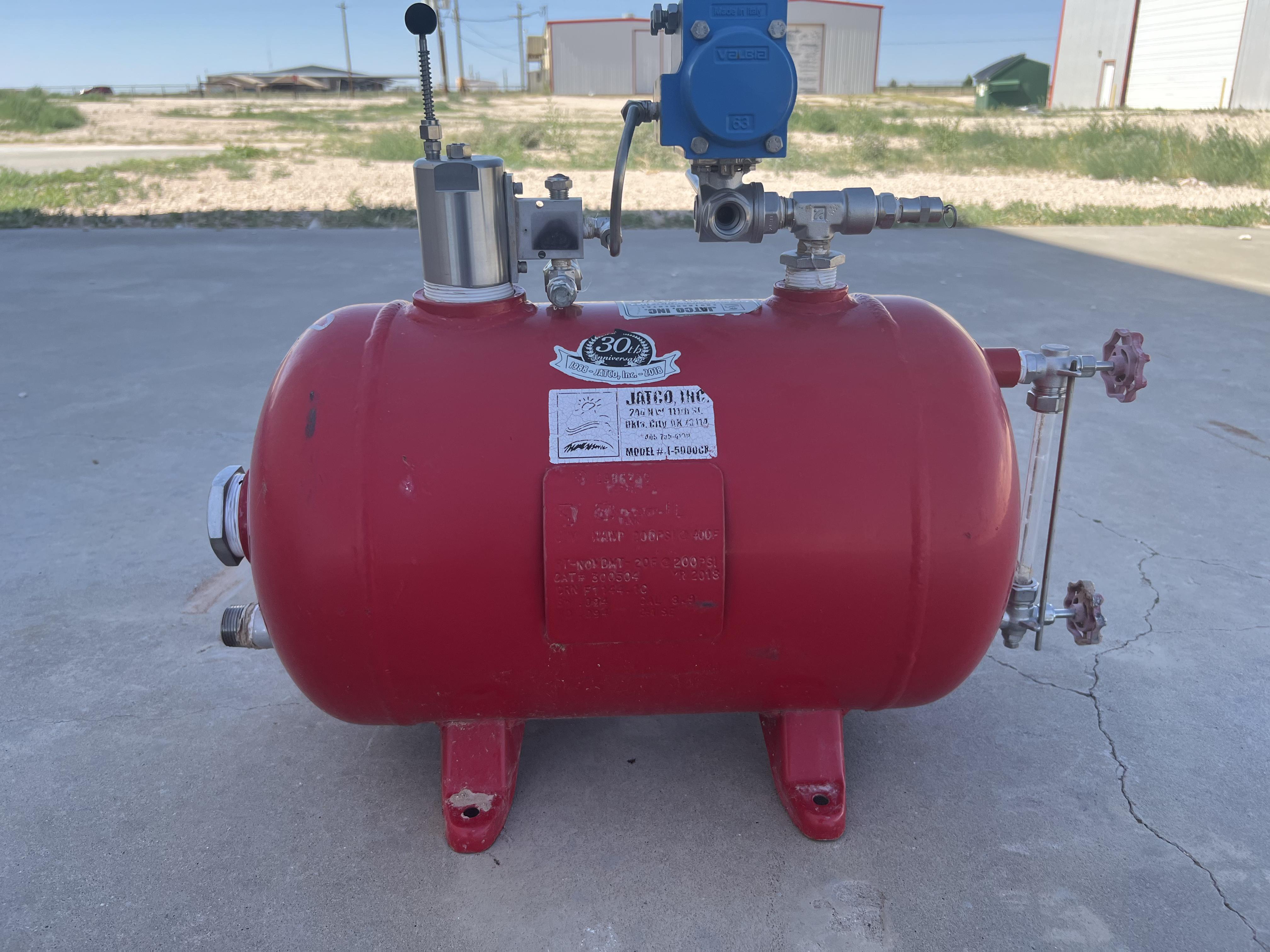 Used Blowcase, Horizontal, 8.9 gal, 200#