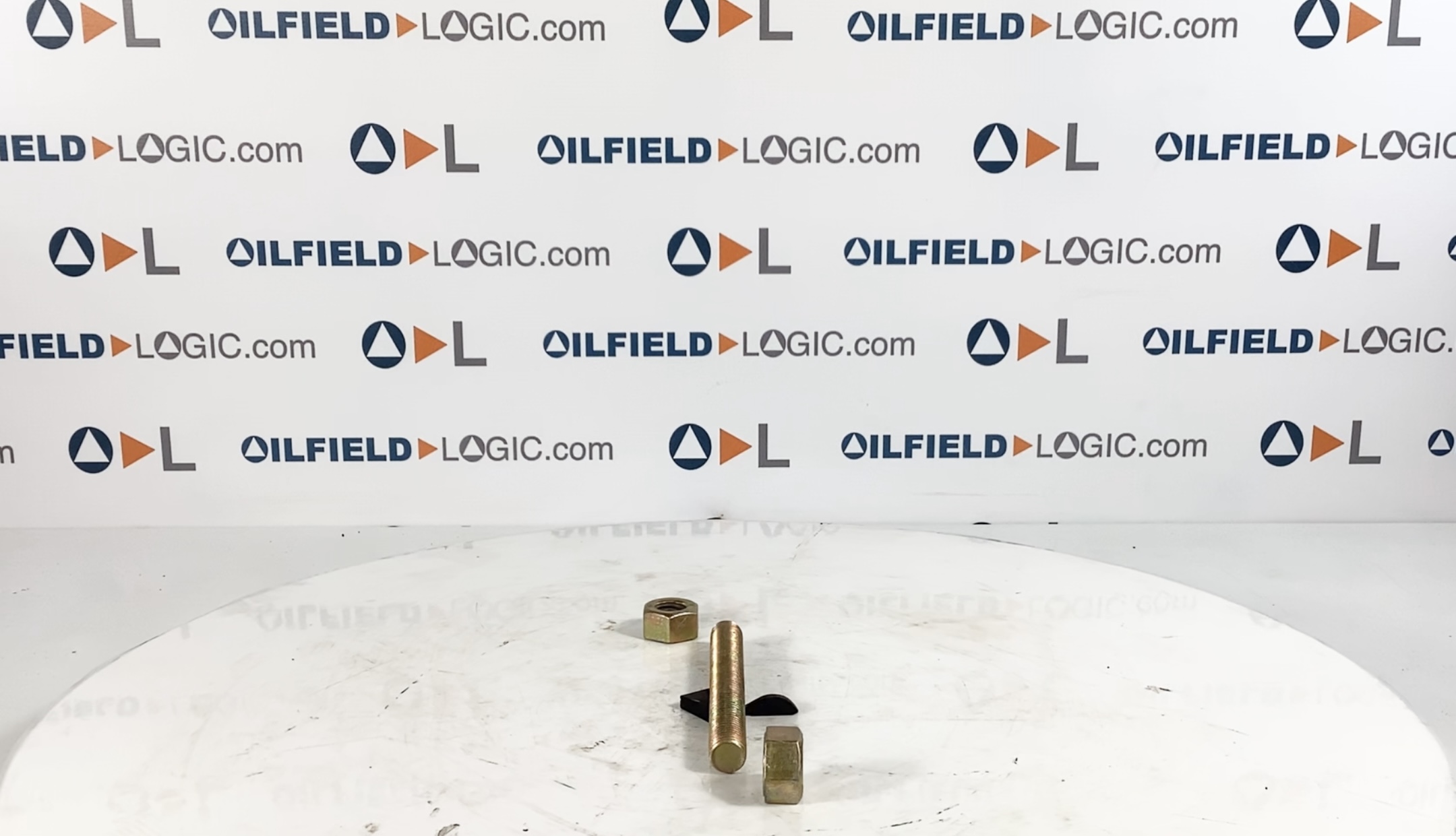 Stud, THD, 5/8"-11x5-3/4", Cadmium