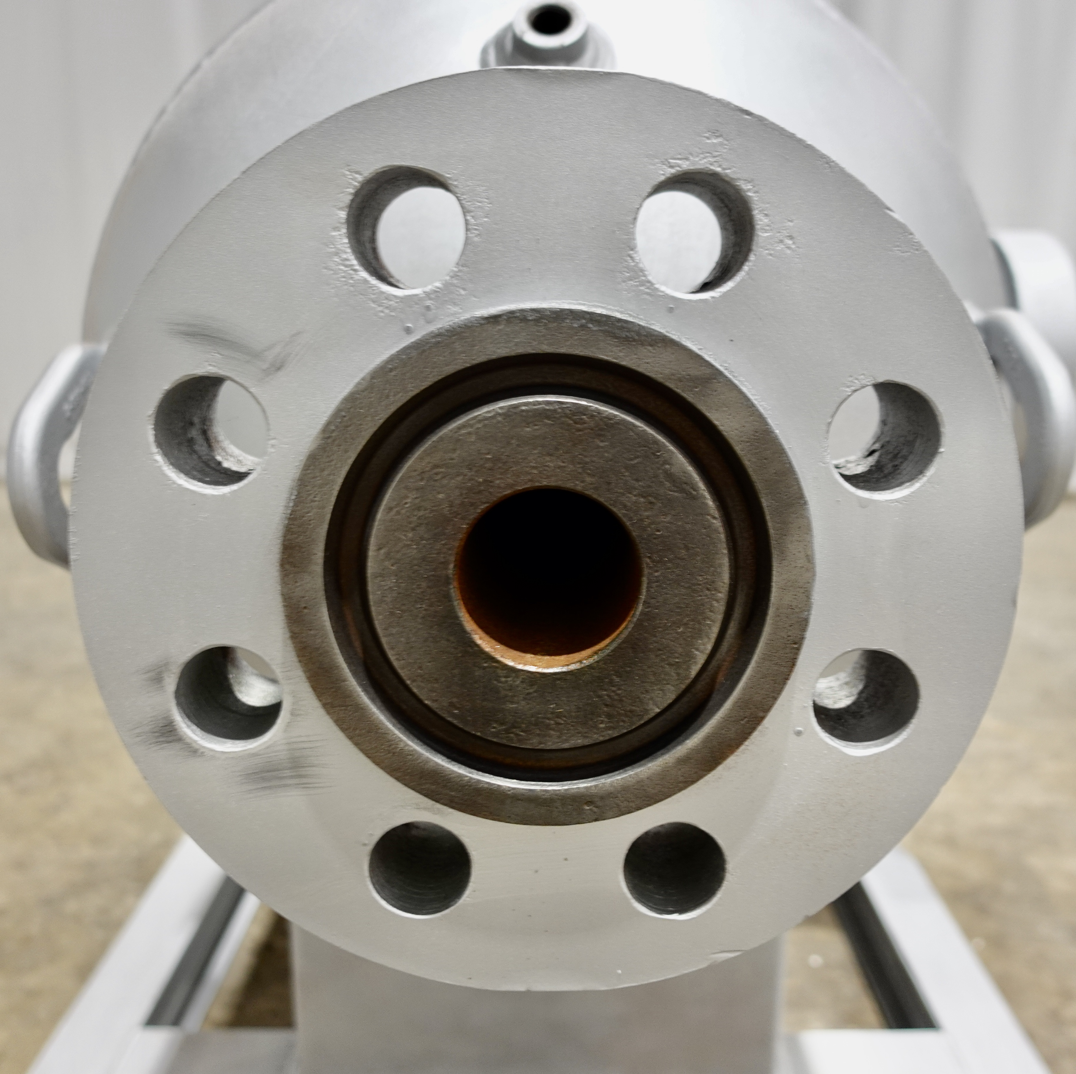 Refurbished Sand Trap, Gravity, 28"x8', 5000#