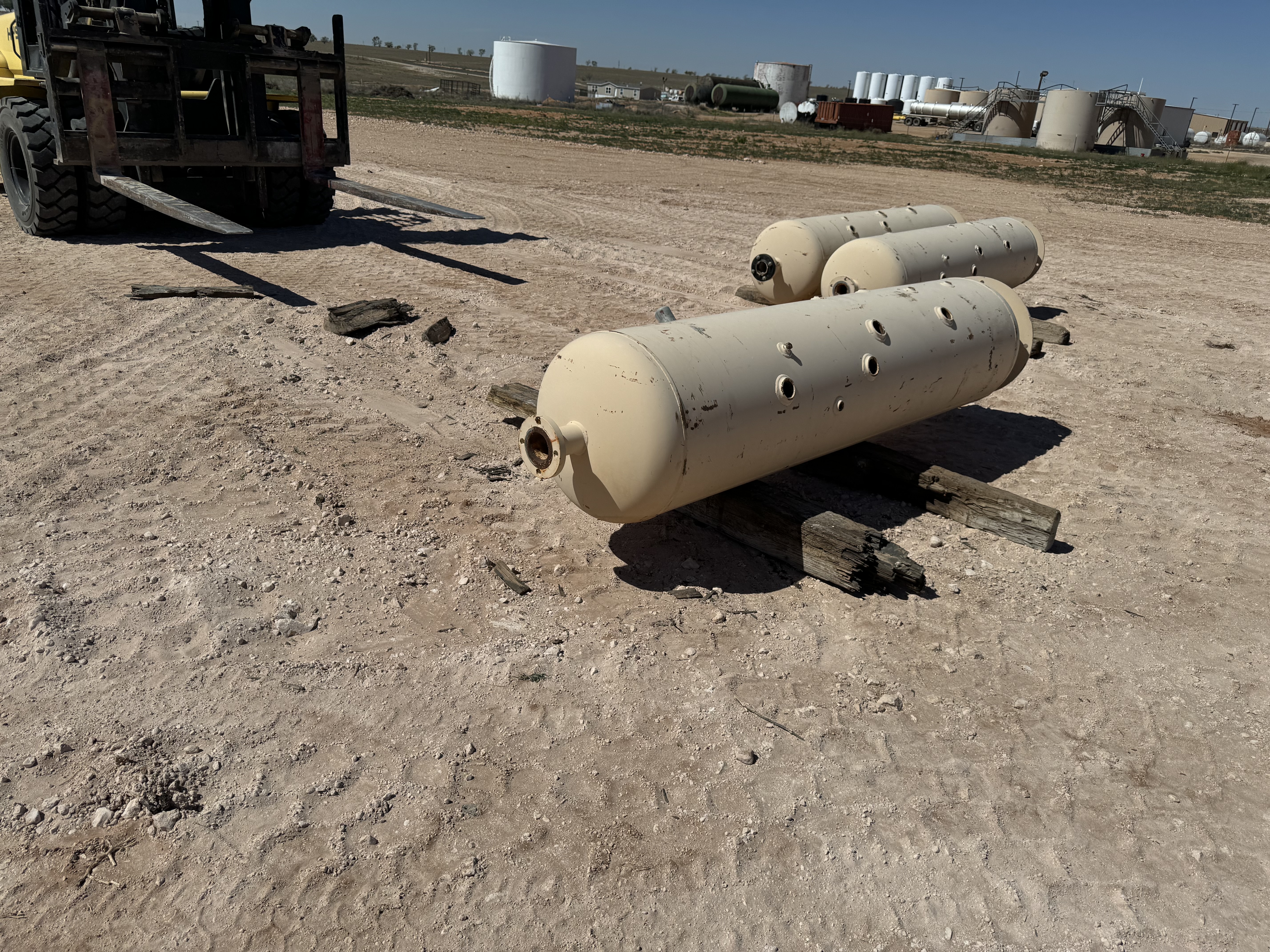 Used Separator, Vertical, 2P, 24"x7'6", 250#