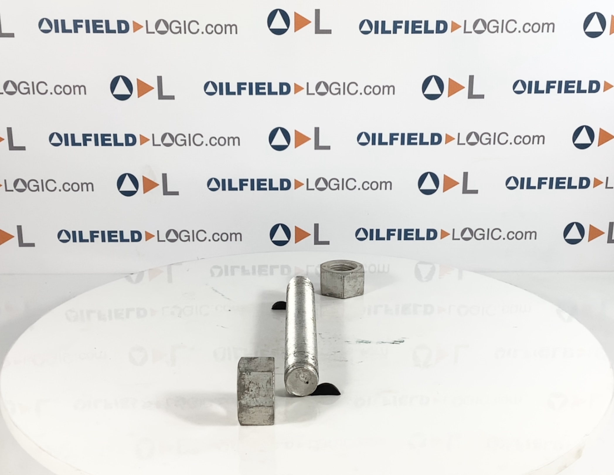 Stud, THD, 1 1/4"-8 x 9 1/2", Cadmium