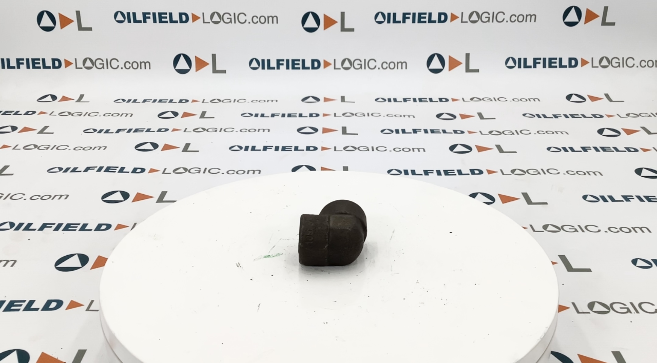 Elbow, THD, 3/8", FNPT, 3M, SA105