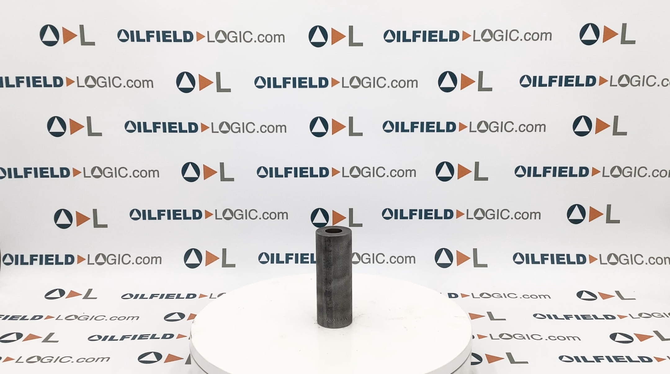 Coupling, THD, 1/2"x4", 6M, SA105