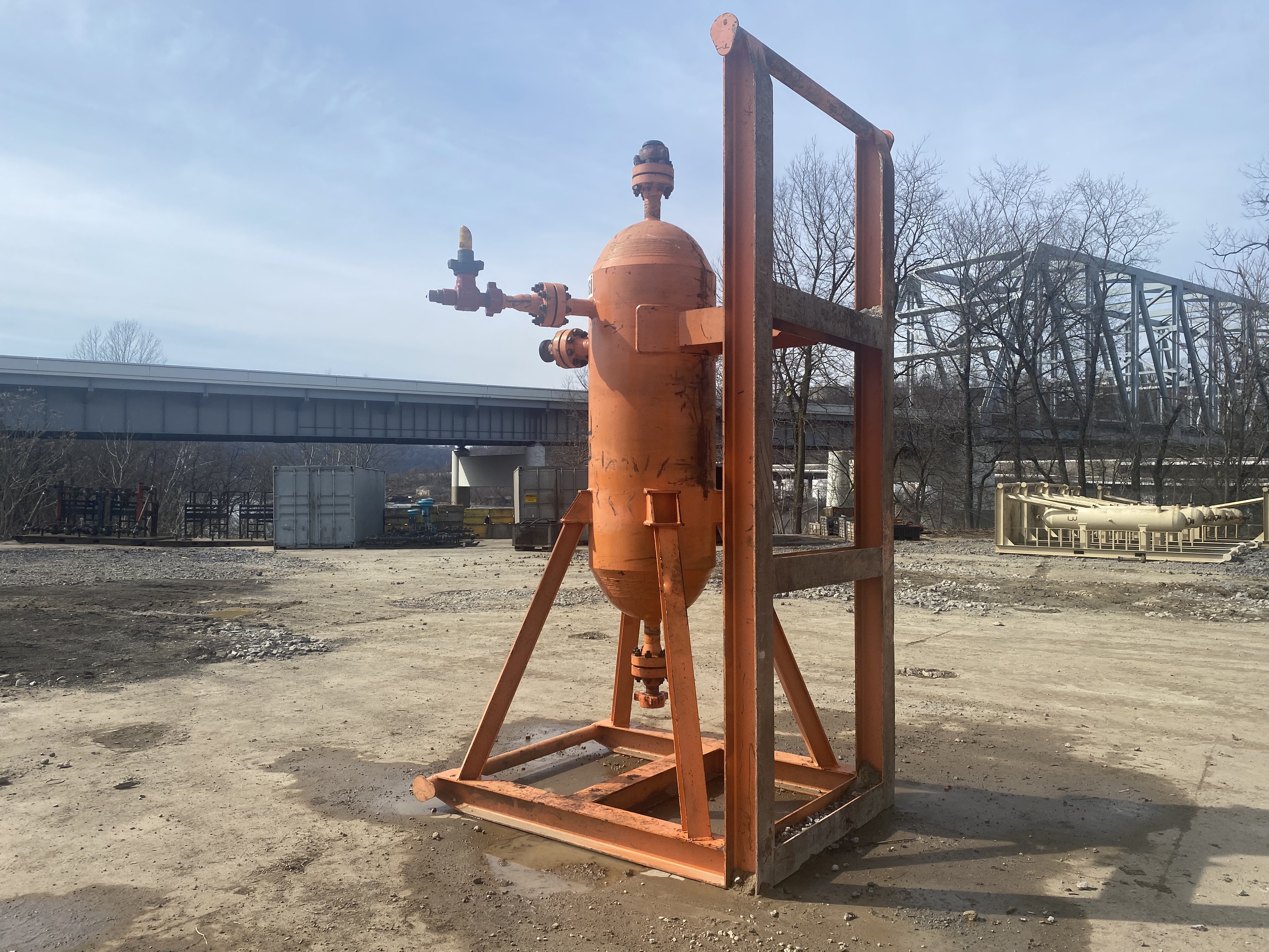 Used Sand Trap, Gravity, 28"x6', 10000#