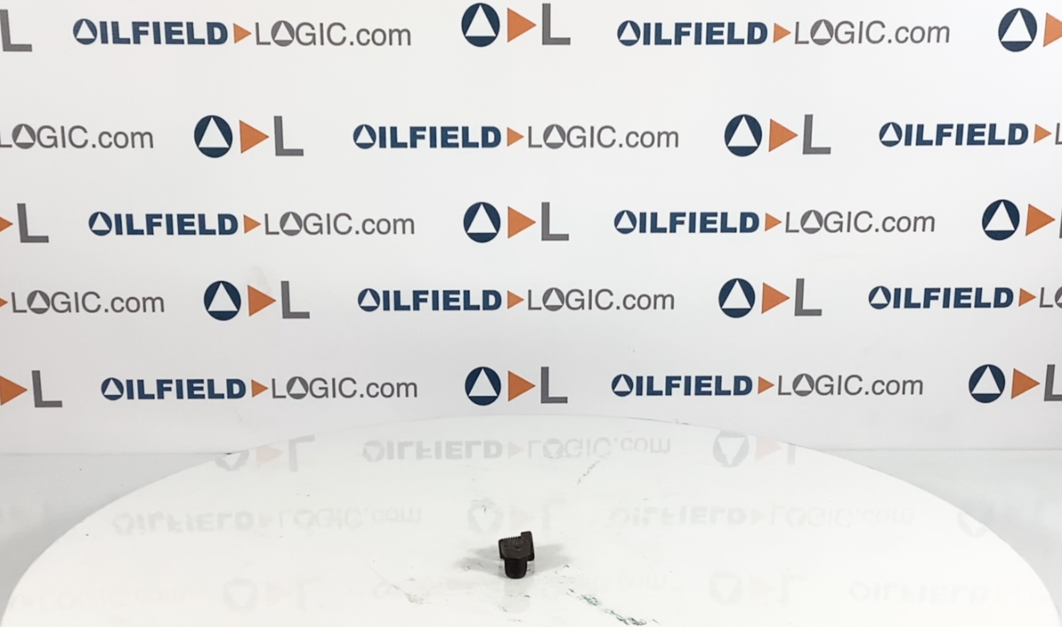 Plug, THD, 1/4", SA105