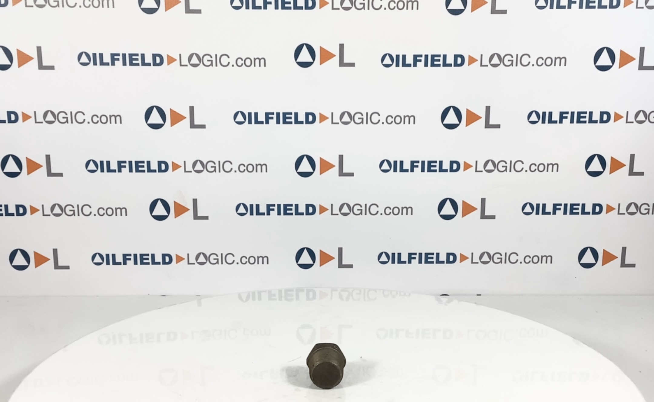 Plug, THD, 1", SA105