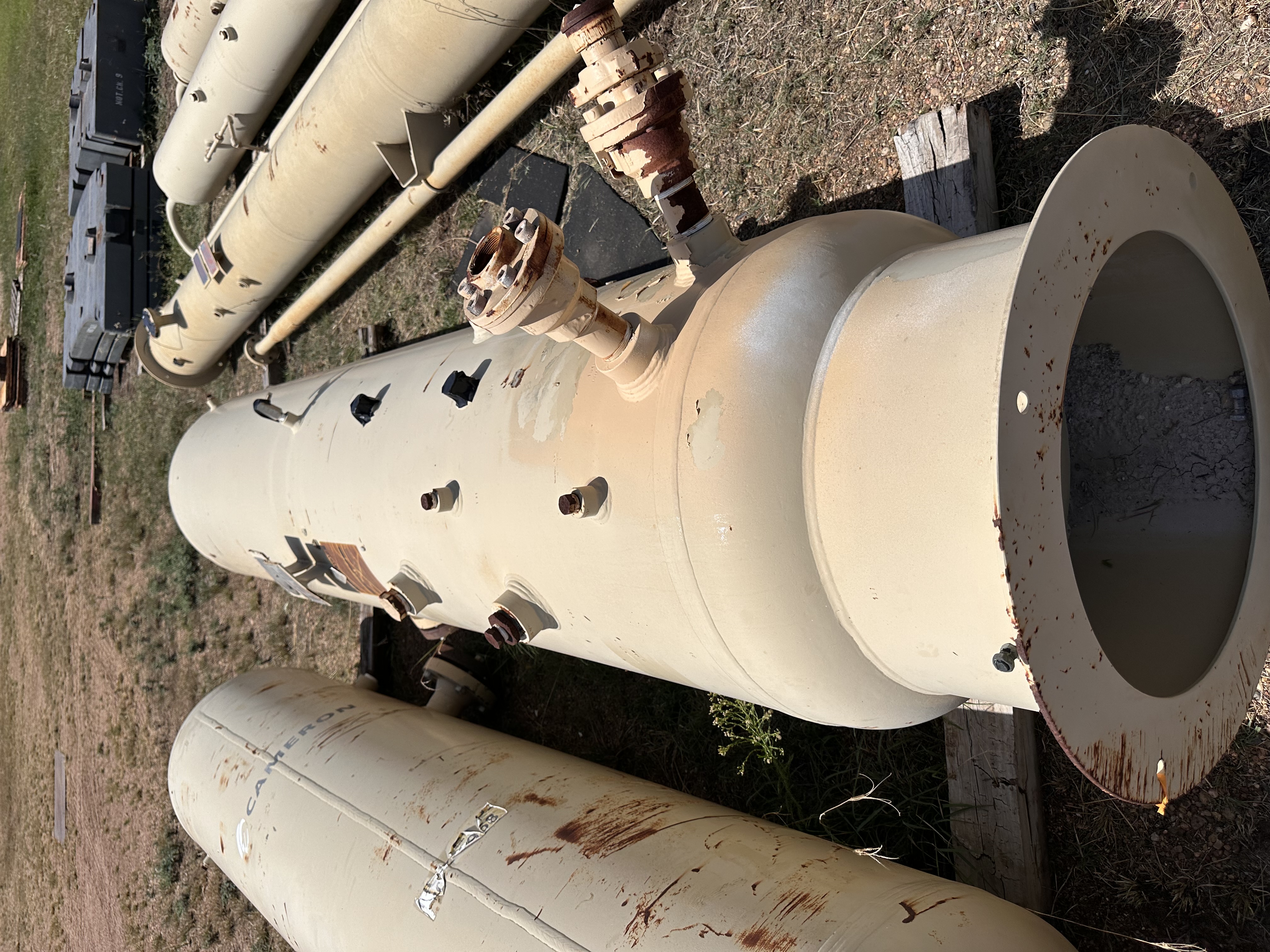 Used Separator, Vertical, 3P, 30"x10', 1440#