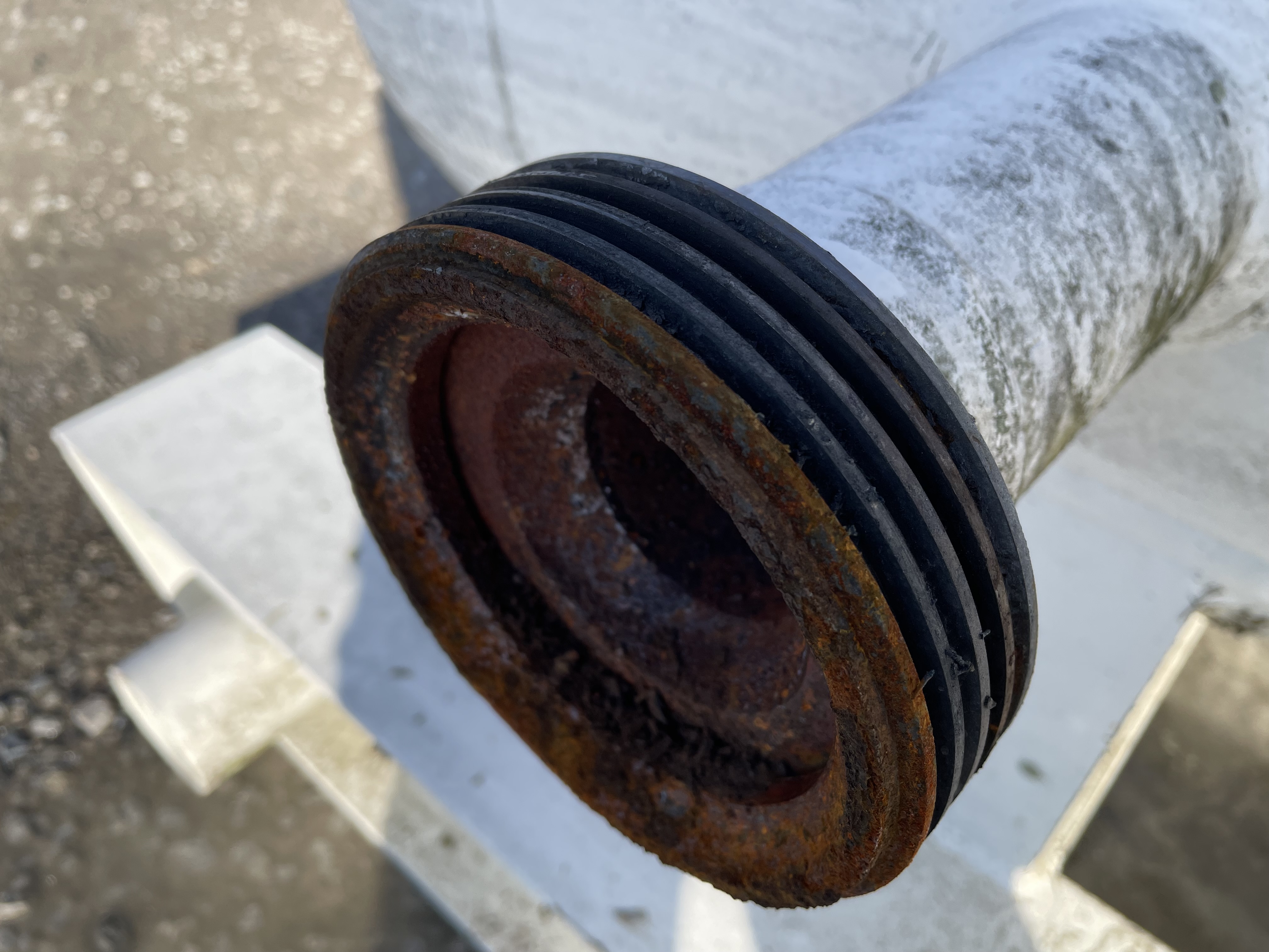 Used Sand Trap, Gravity, 24"x8', 3000#