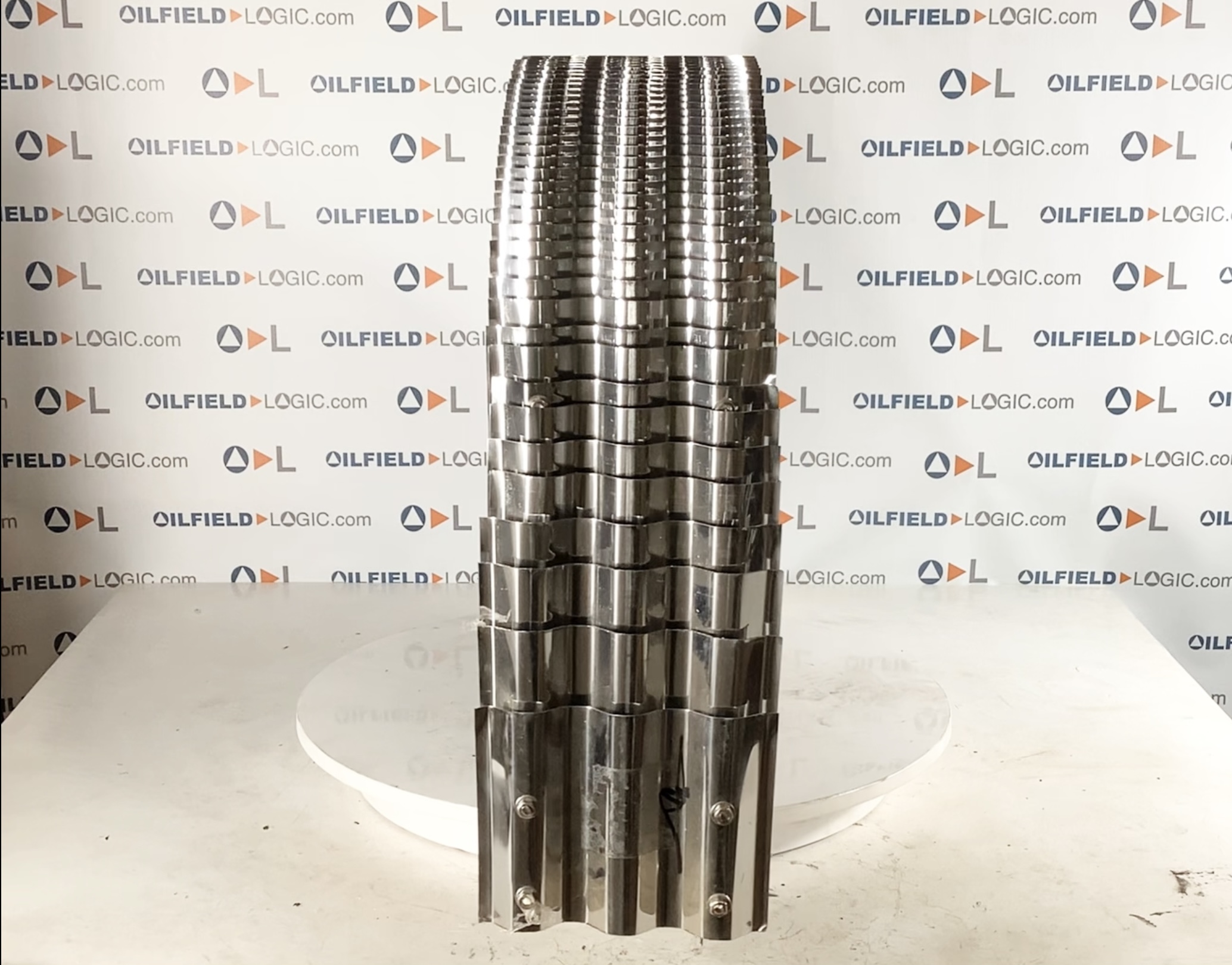 Vein Pack, Half Moon, 41"x22-3/4"x8"