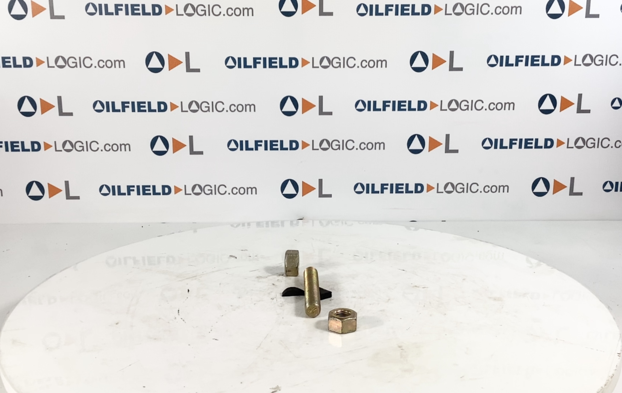 Stud, THD, 5/8"-11x4-1/4", Cadmium